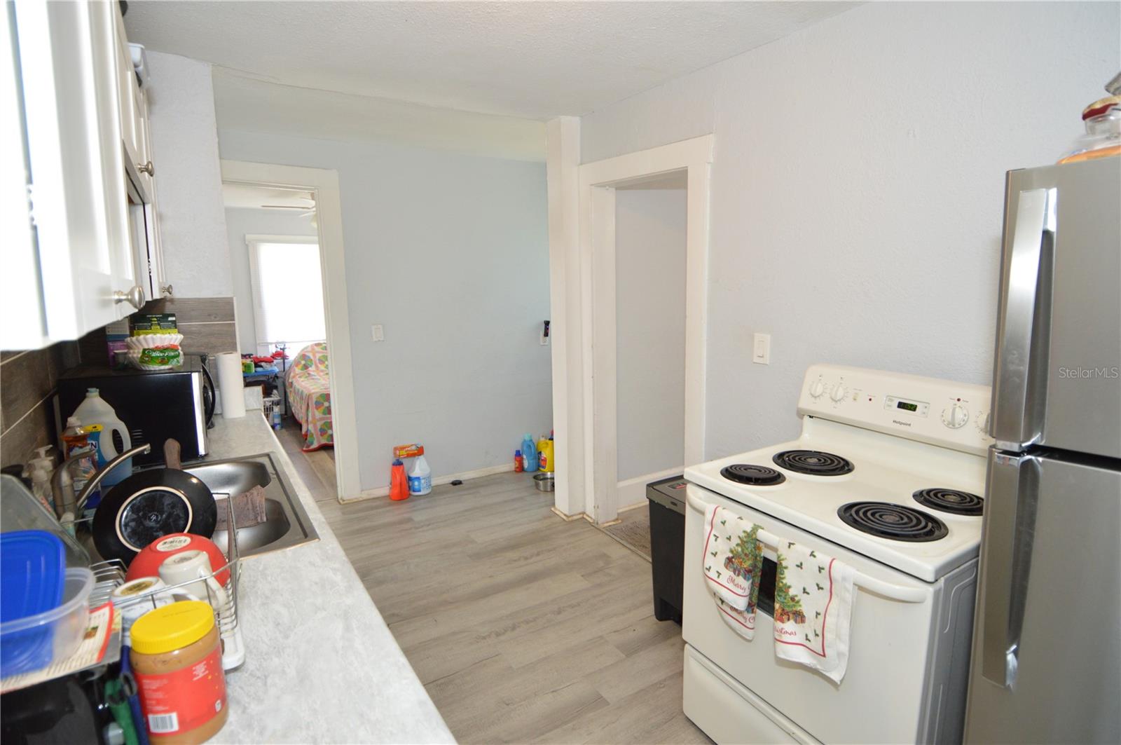 2351 25th, St Petersburg, FL 33712