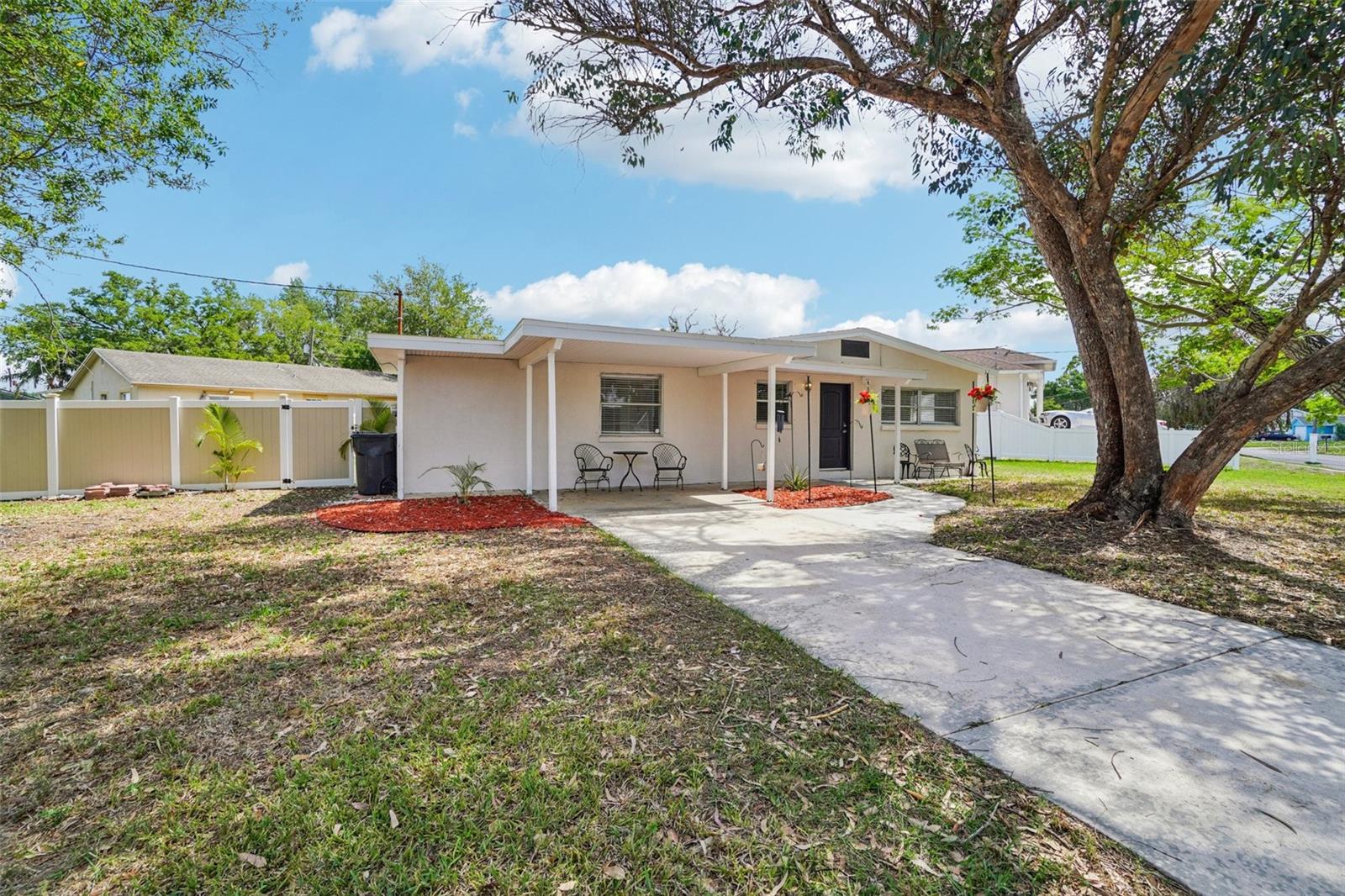 541 Firefly, Apollo Beach, FL 33572