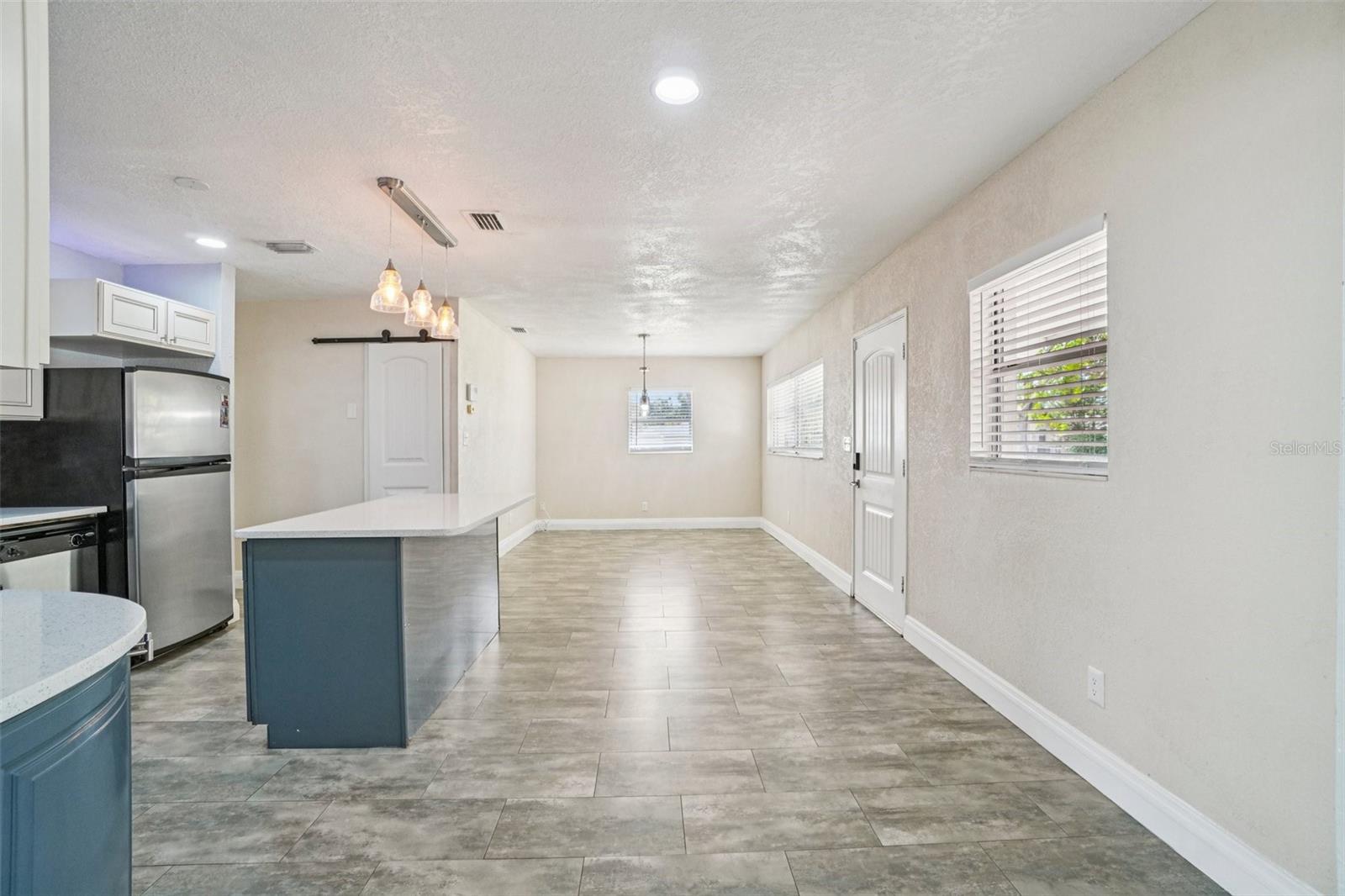 541 Firefly, Apollo Beach, FL 33572
