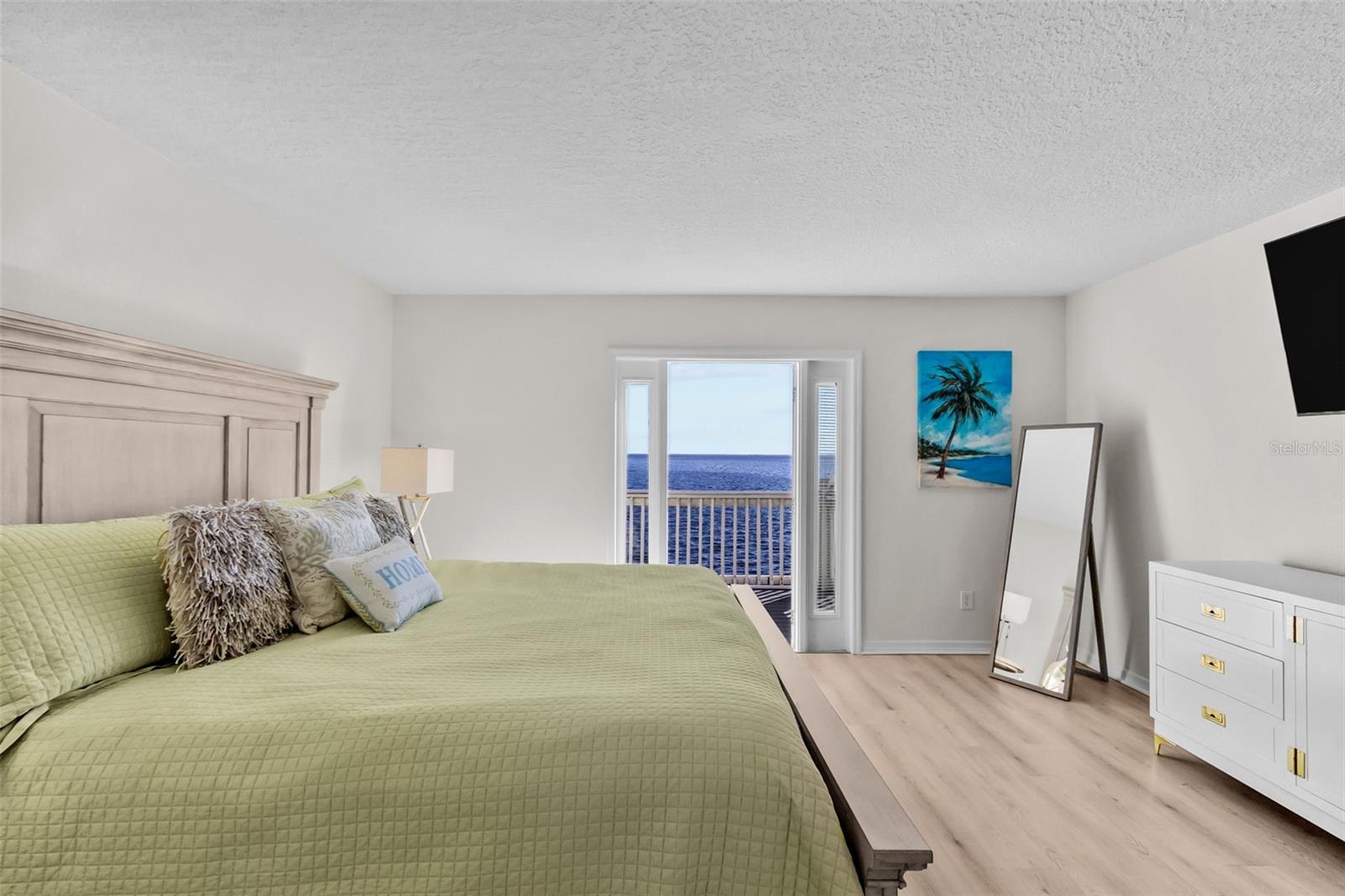 5026 Coquina Key Unit 5026, St Petersburg, FL 33705