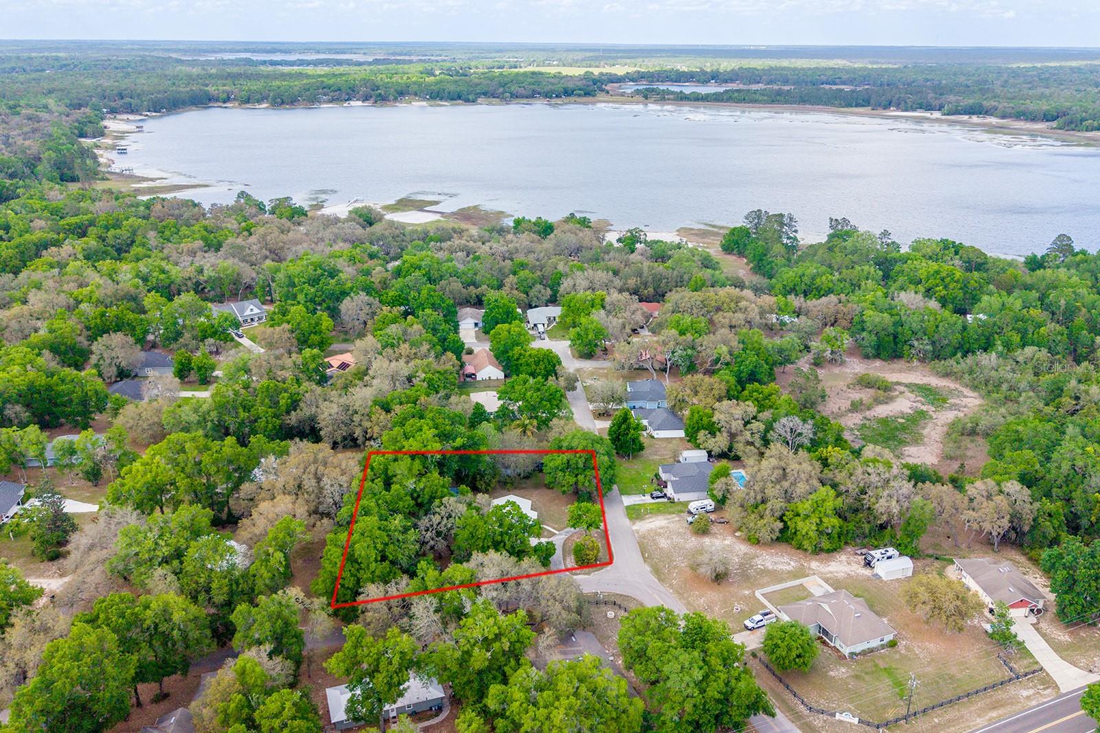 102 Swans Nest, Melrose, FL 32666