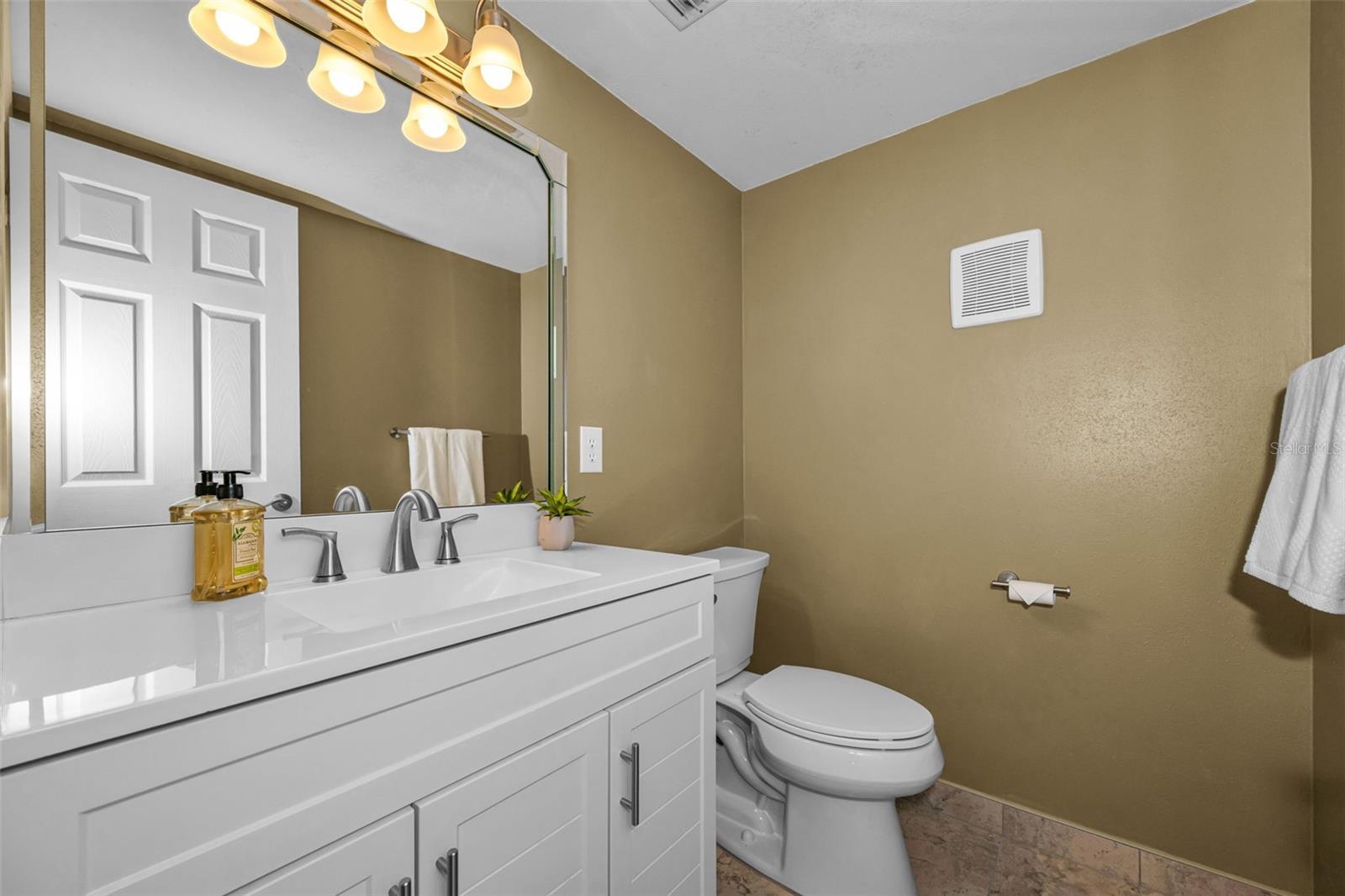 2223 Philippine Unit 35, Clearwater, FL 33763