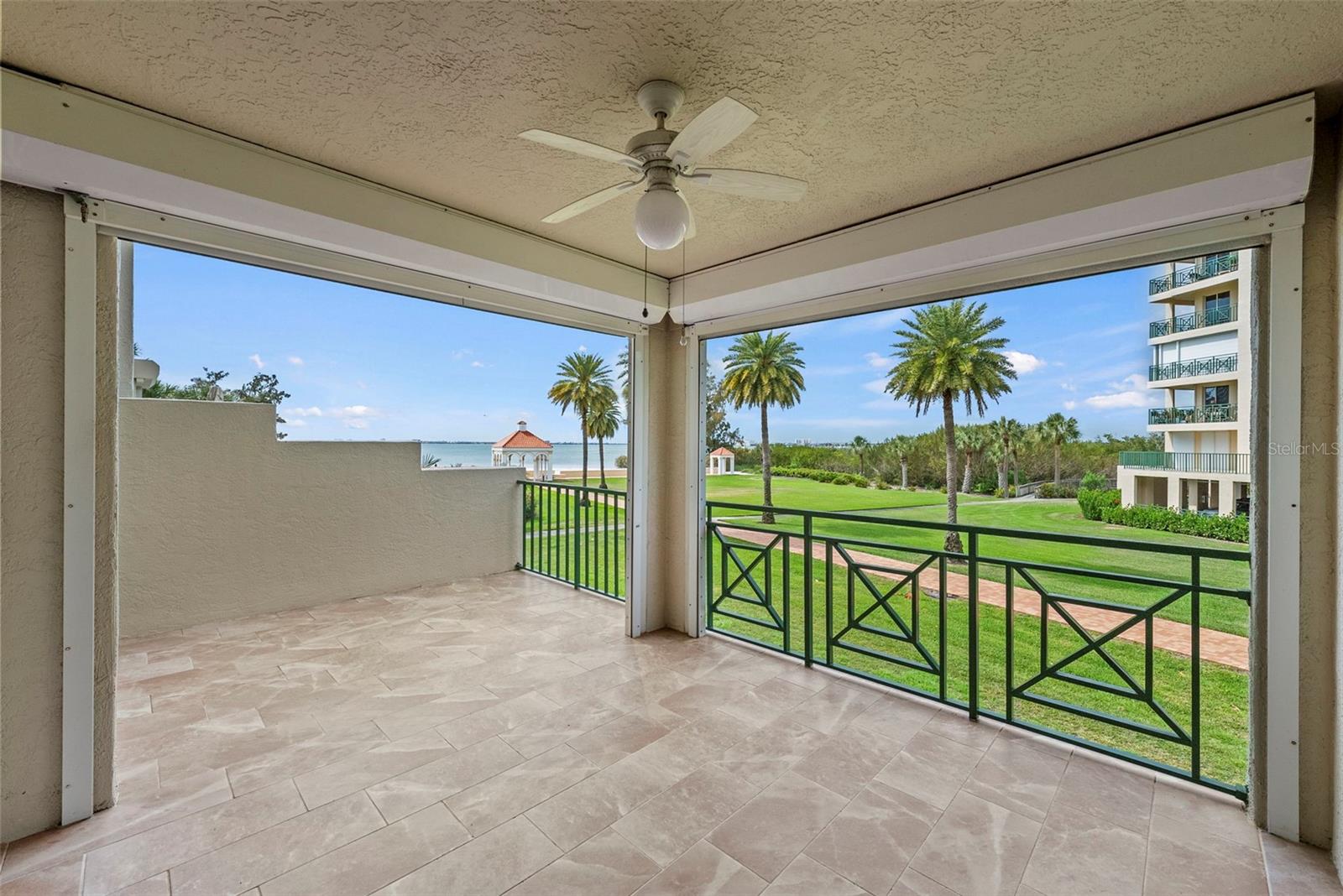 4780 Dolphin Cay Unit 109, St Petersburg, FL 33711