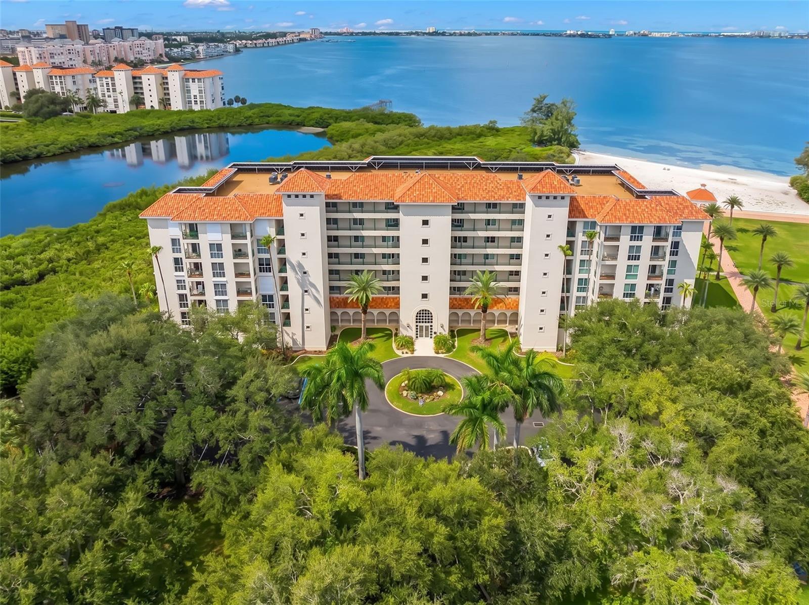 4780 Dolphin Cay Unit 109, St Petersburg, FL 33711