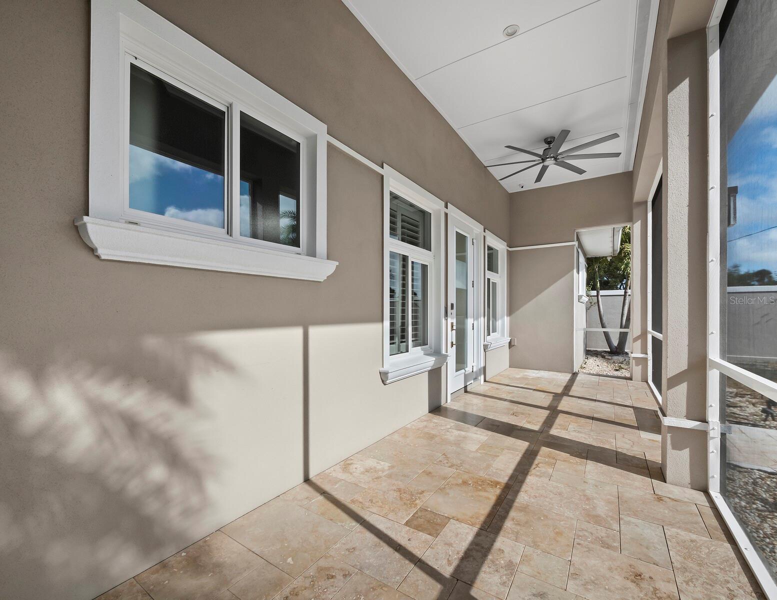 5618 Britannia, Sarasota, FL 34231