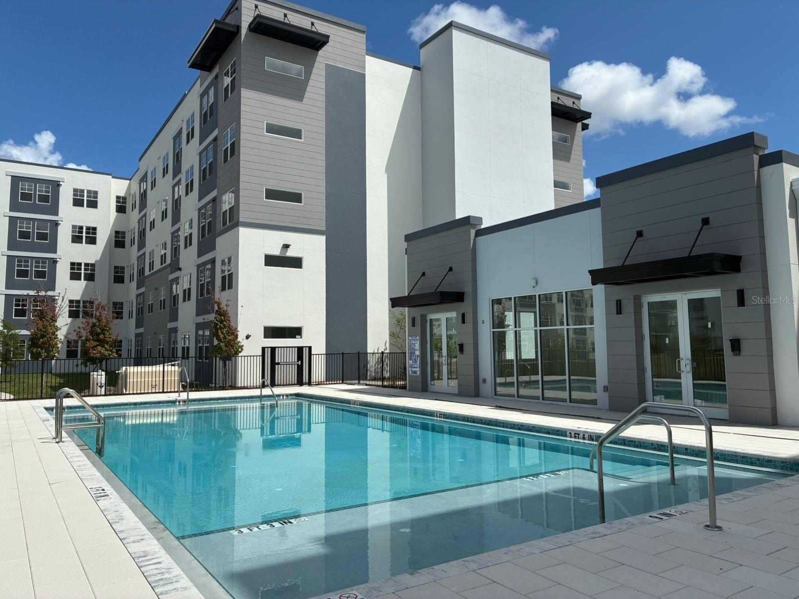 5587 Millenia Park Unit 318, Orlando, FL 32839
