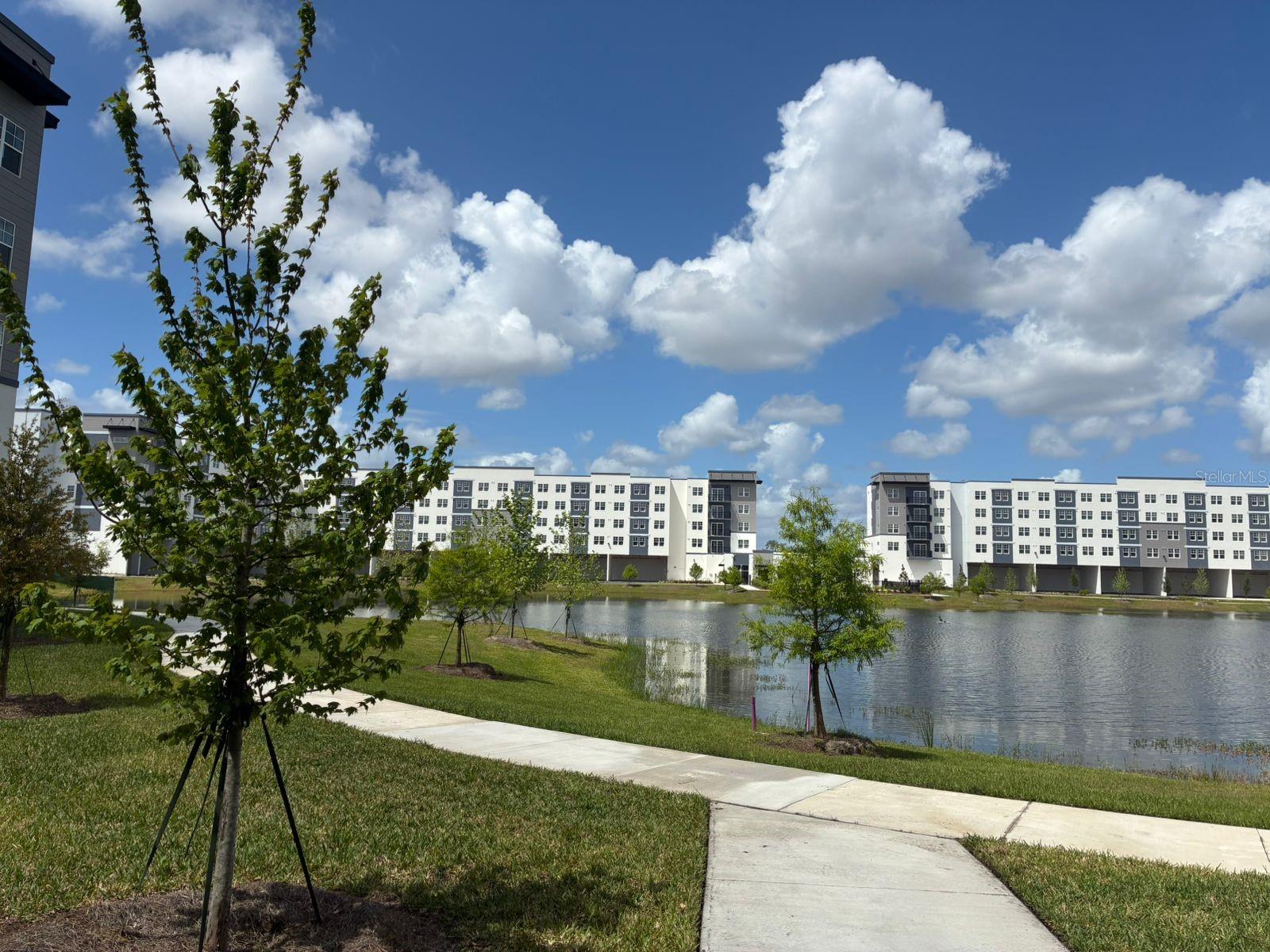 5587 Millenia Park Unit 318, Orlando, FL 32839