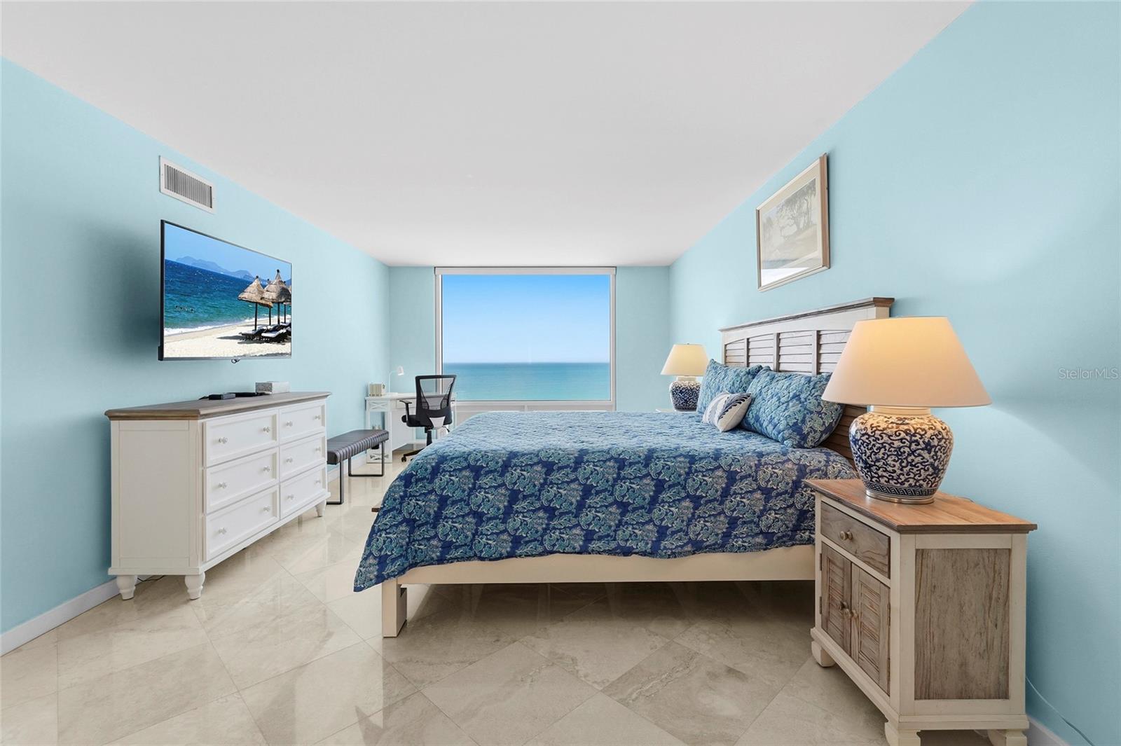 2425 Gulf of Mexico Unit 8c, Longboat Key, FL 34228