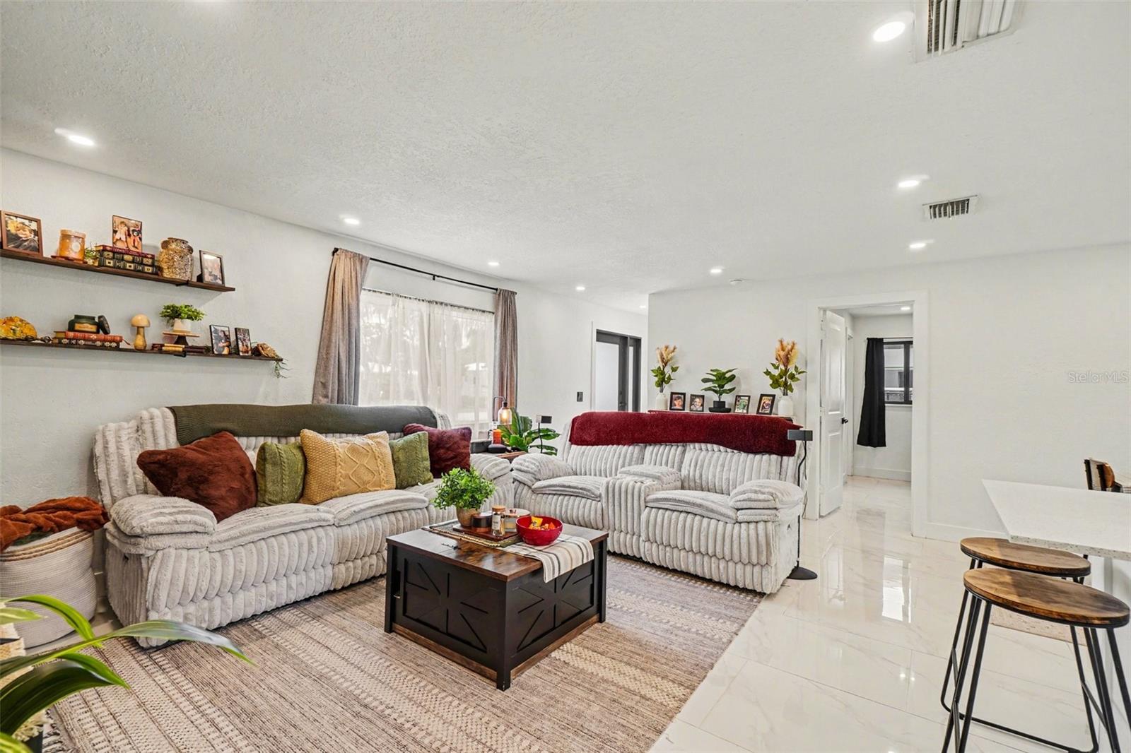 73 Cardinal, North Fort Myers, FL 33917