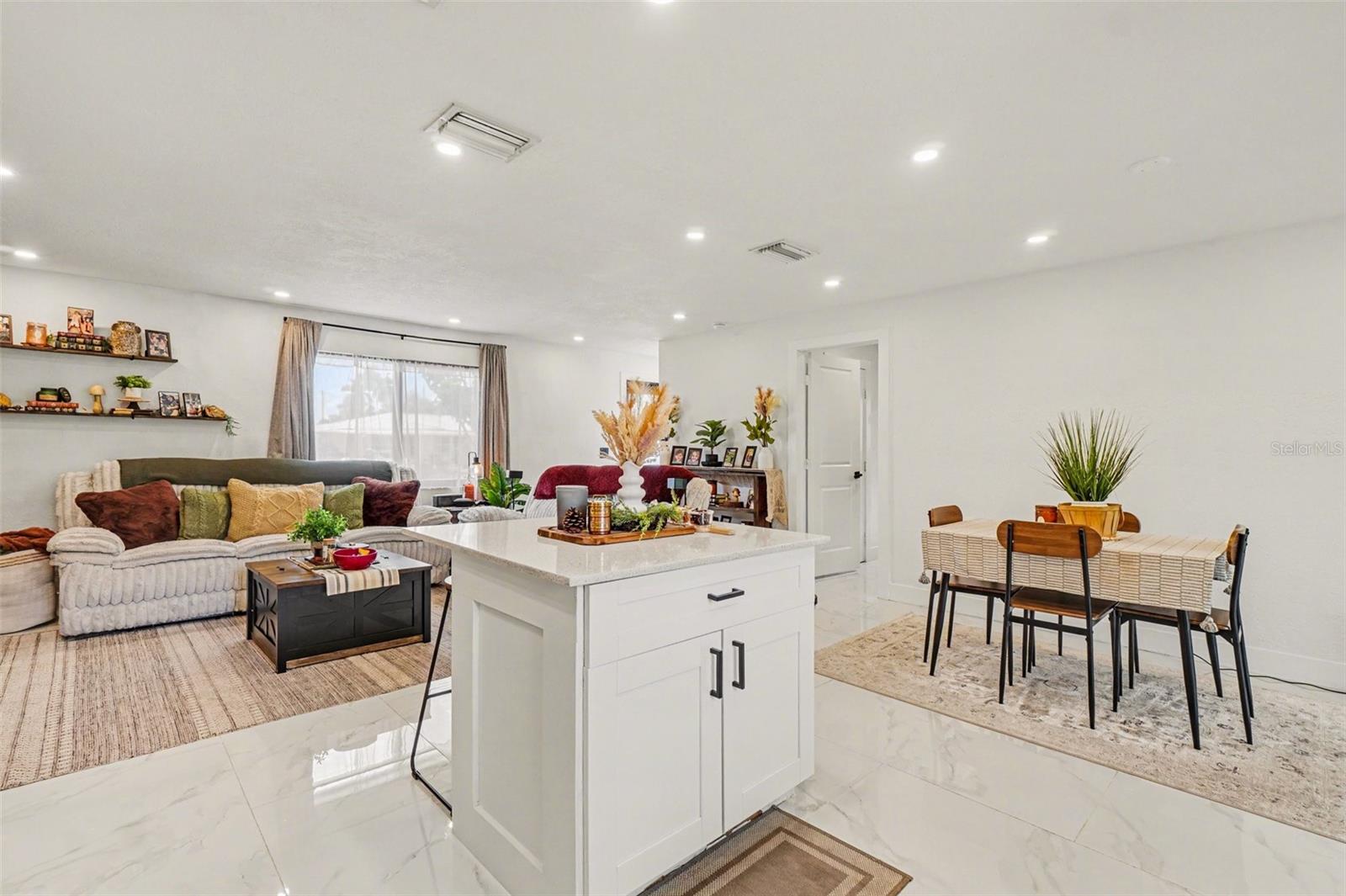 73 Cardinal, North Fort Myers, FL 33917