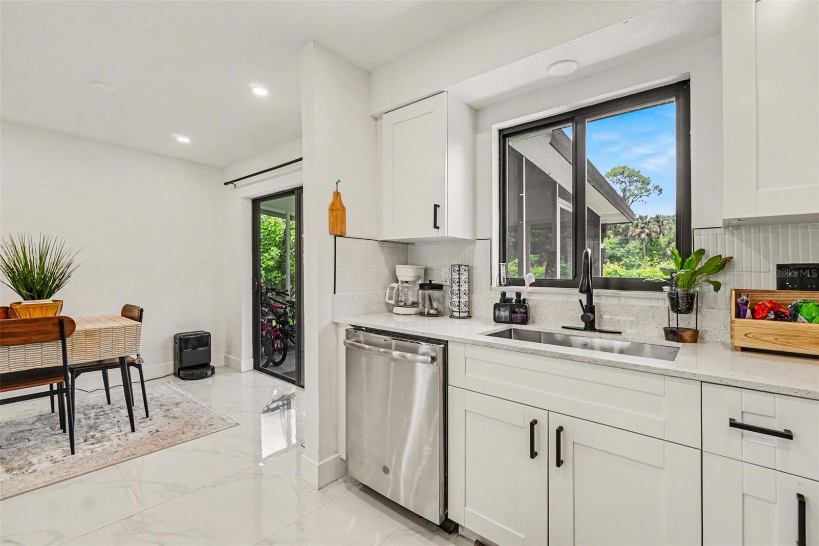 73 Cardinal, North Fort Myers, FL 33917