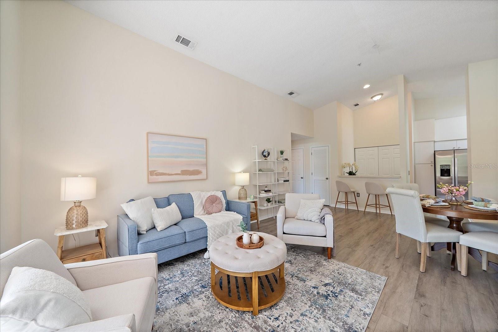 4256 Central Sarasota Unit 321, Sarasota, FL 34238