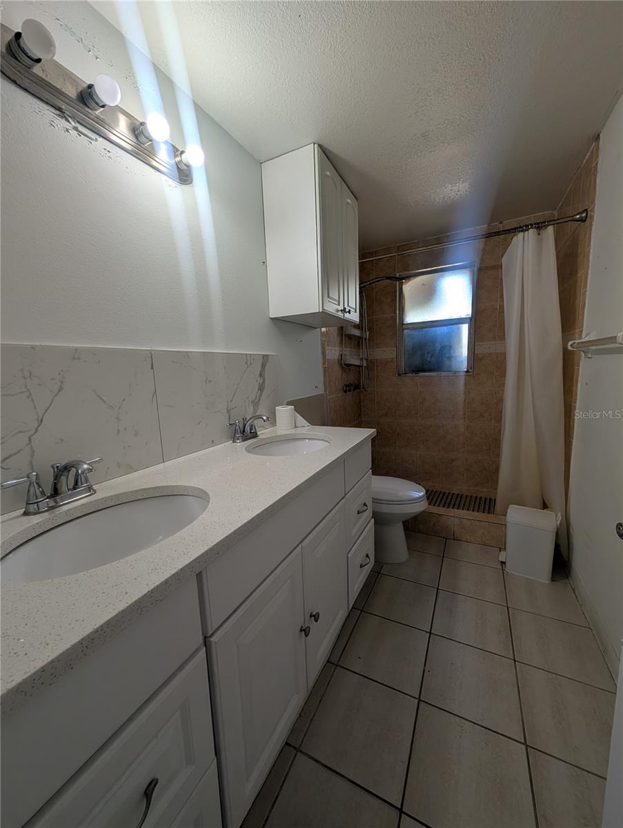 2731 17th, Sarasota, FL 34234