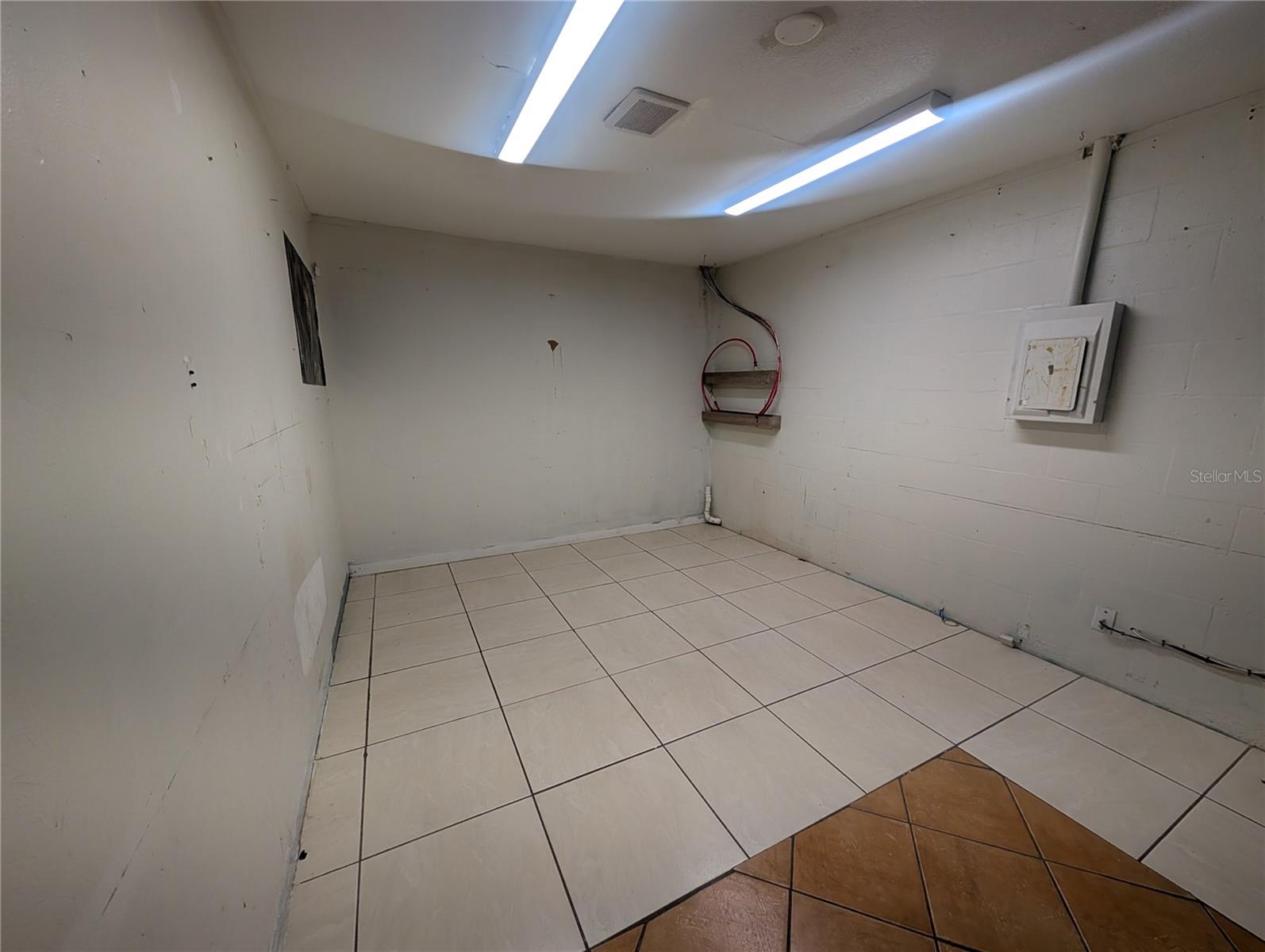 2731 17th, Sarasota, FL 34234