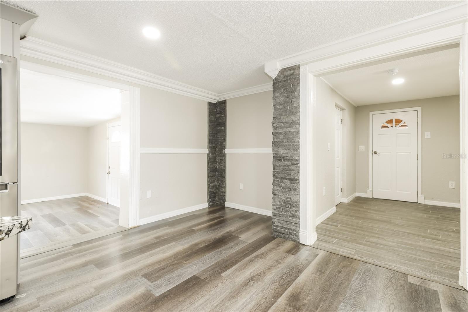 3147 36th, St Petersburg, FL 33713