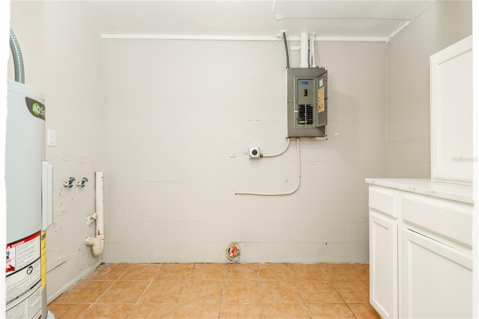 3147 36th, St Petersburg, FL 33713