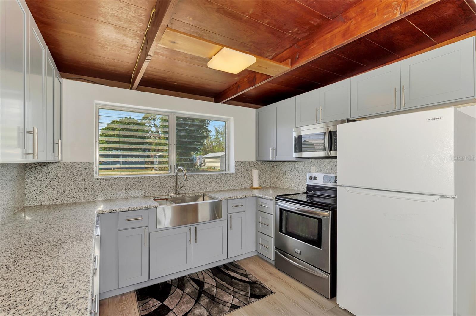 2870 9th, Englewood, FL 34224