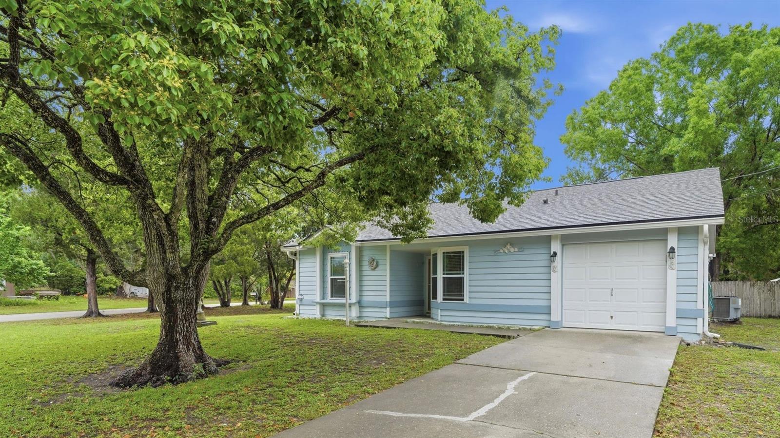 61 Floridana, Debary, FL 32713