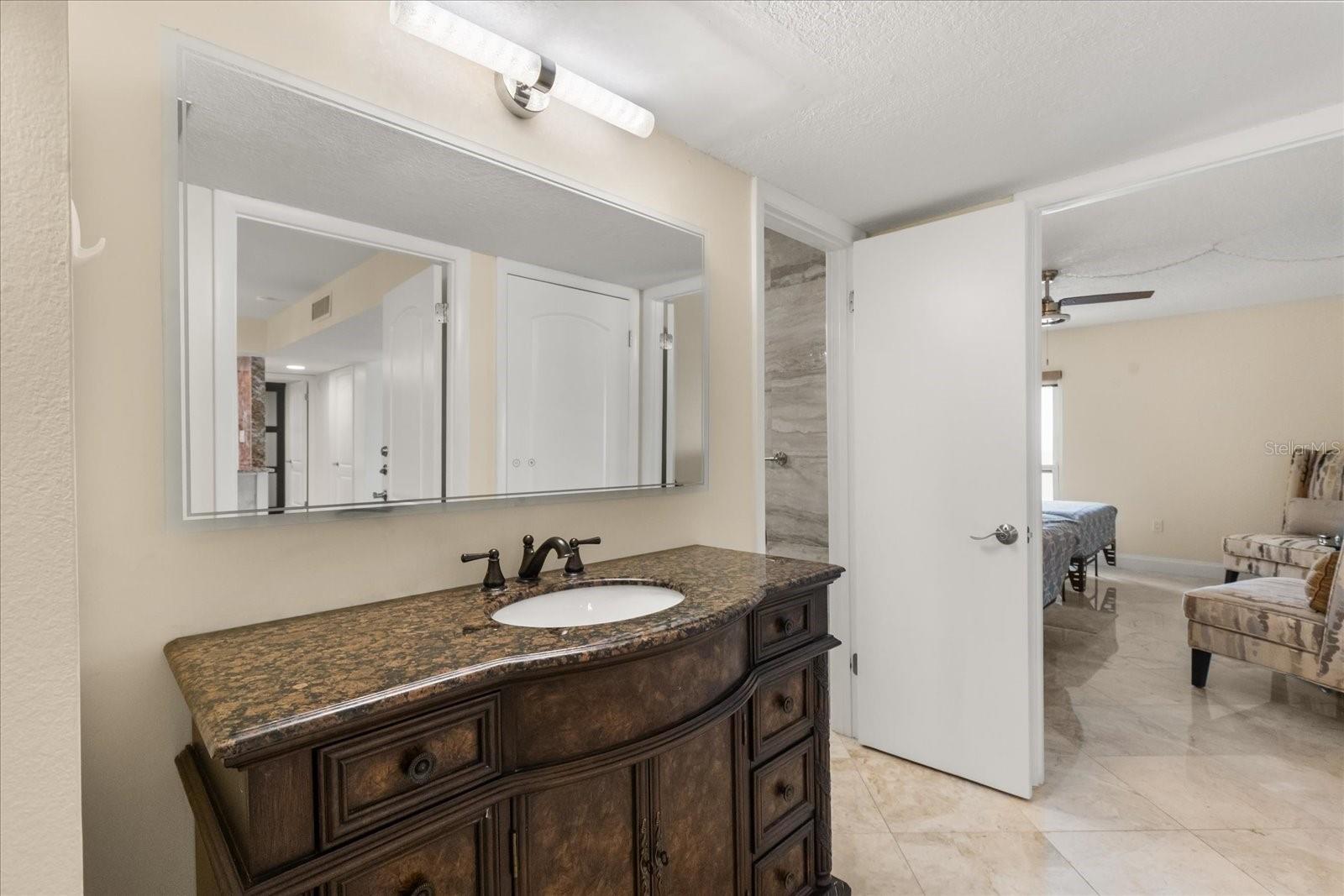 450 Gulfview Unit 802, Clearwater Beach, FL 33767