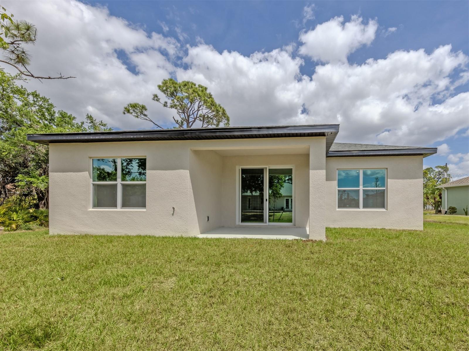 1047 Comfort, North Port, FL 34288