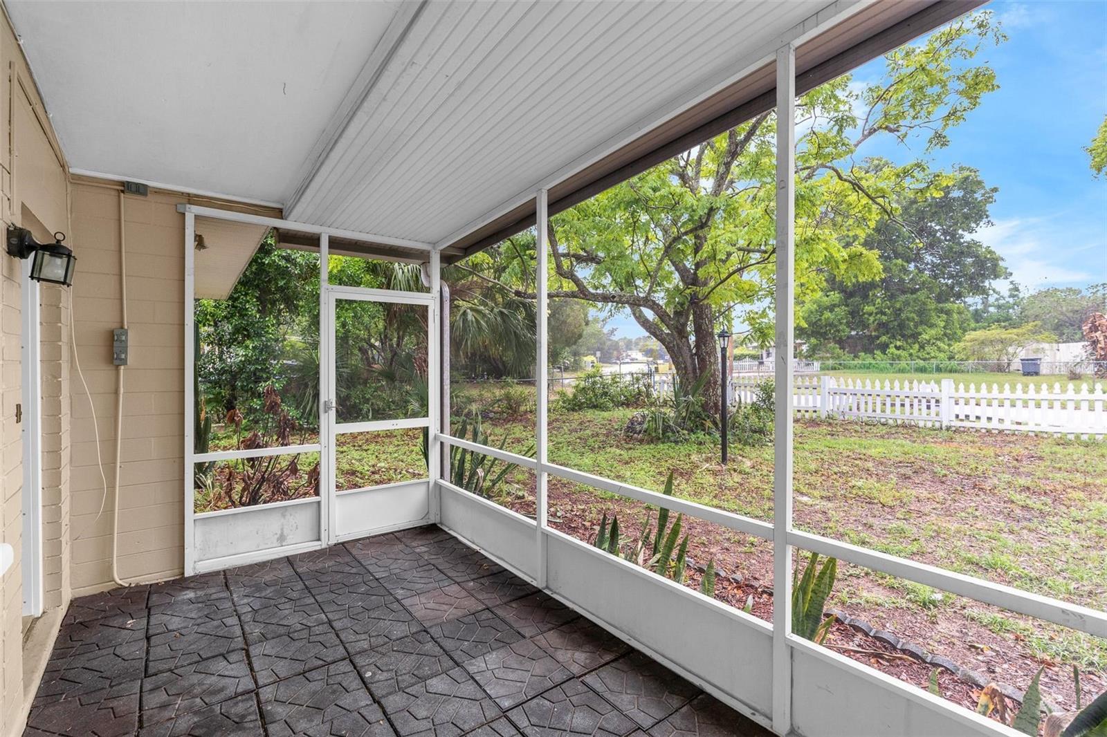 1712 Tallahassee, Daytona Beach, FL 32117