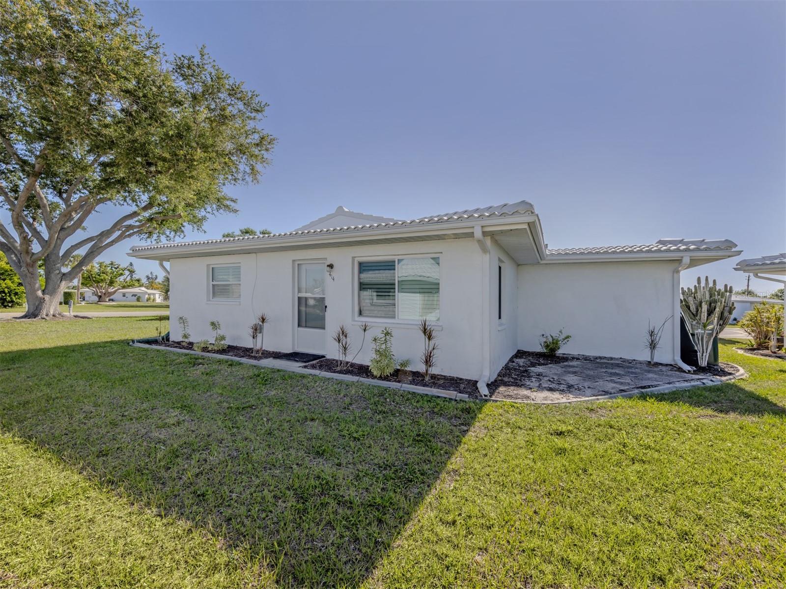 414 Circlewood Unit H2, Venice, FL 34293