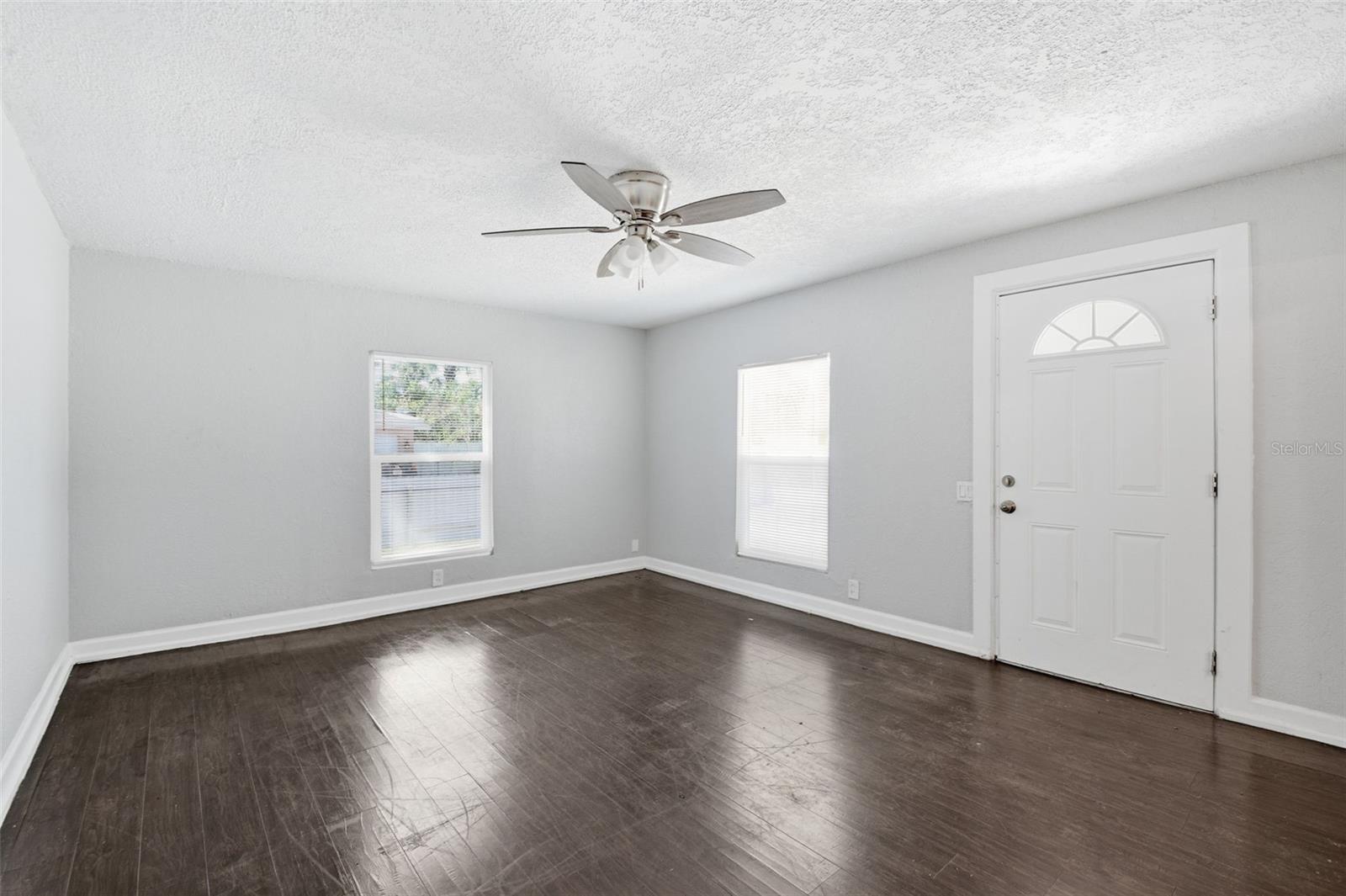 1410 Waters, Tampa, FL 33604