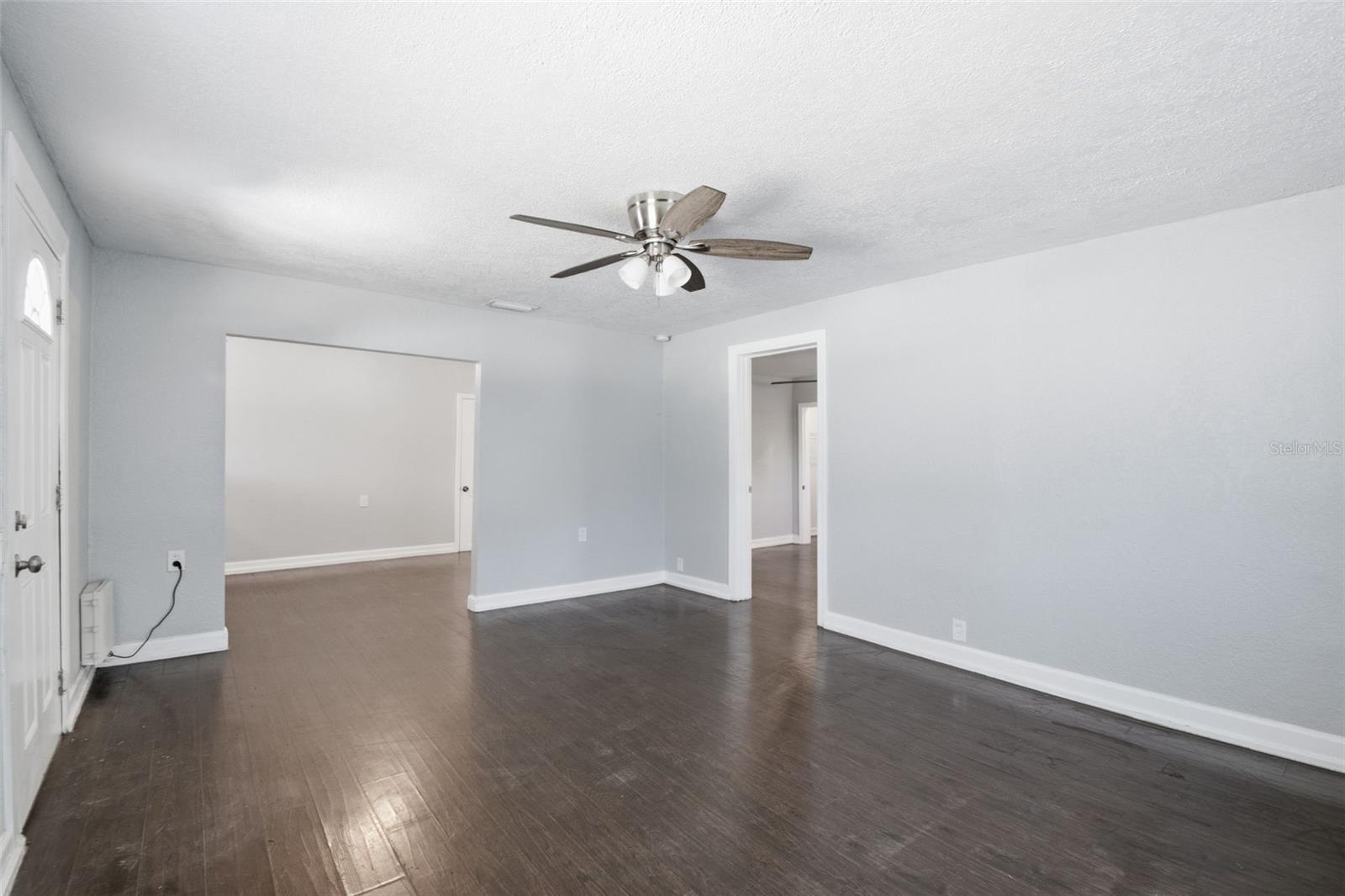 1410 Waters, Tampa, FL 33604