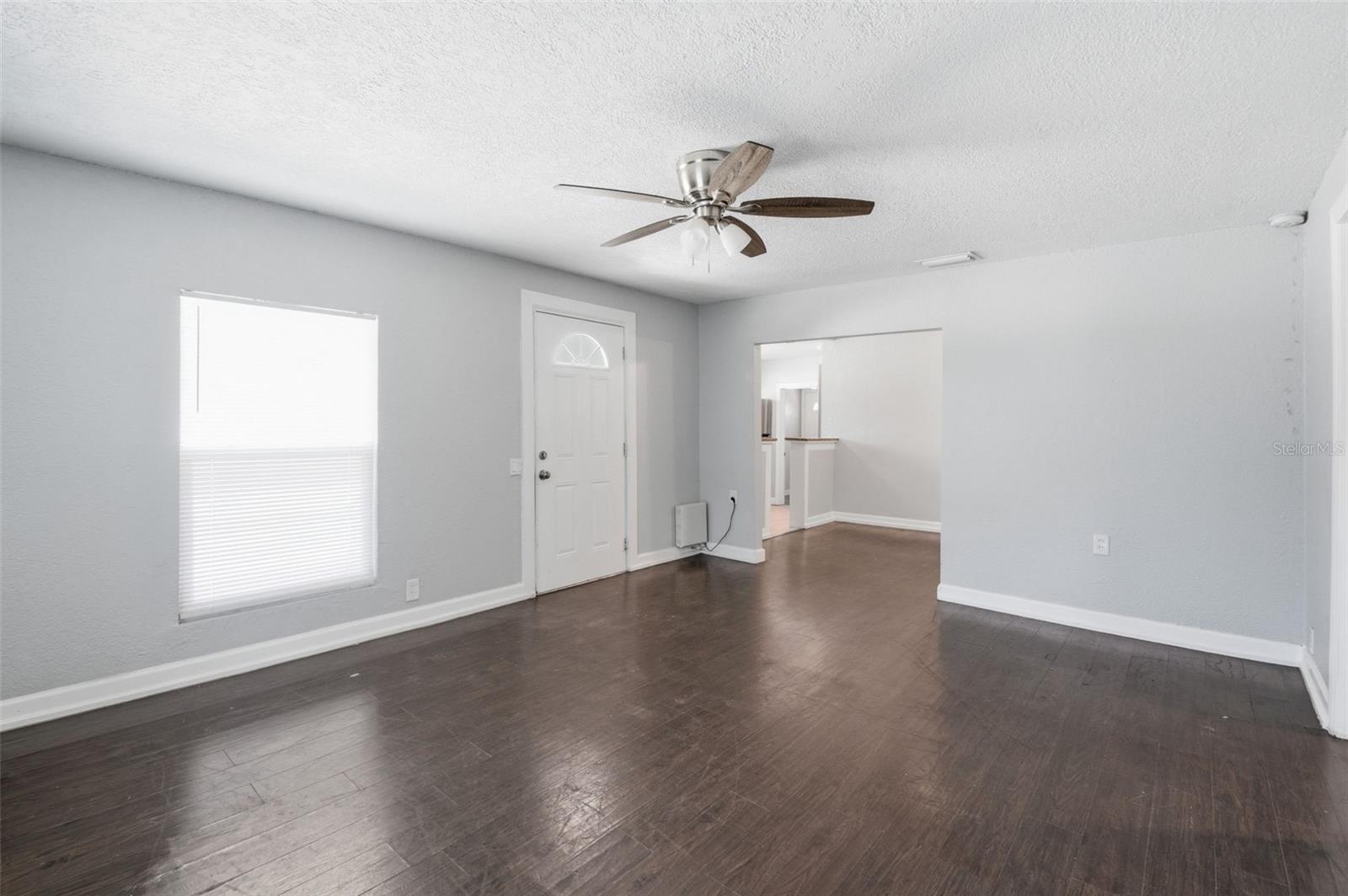 1410 Waters, Tampa, FL 33604