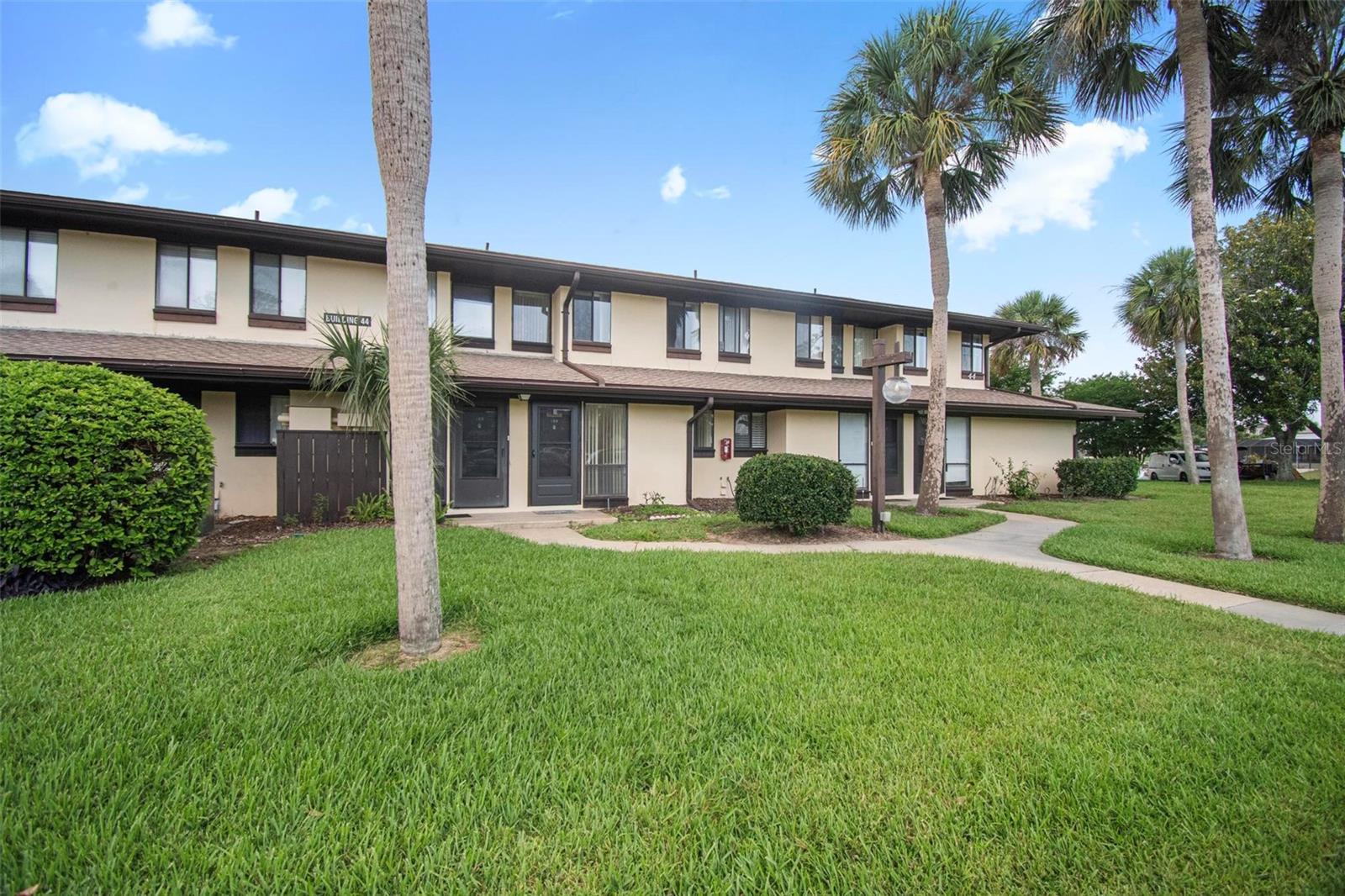 44 Club House Unit 106, Palm Coast, FL 32137