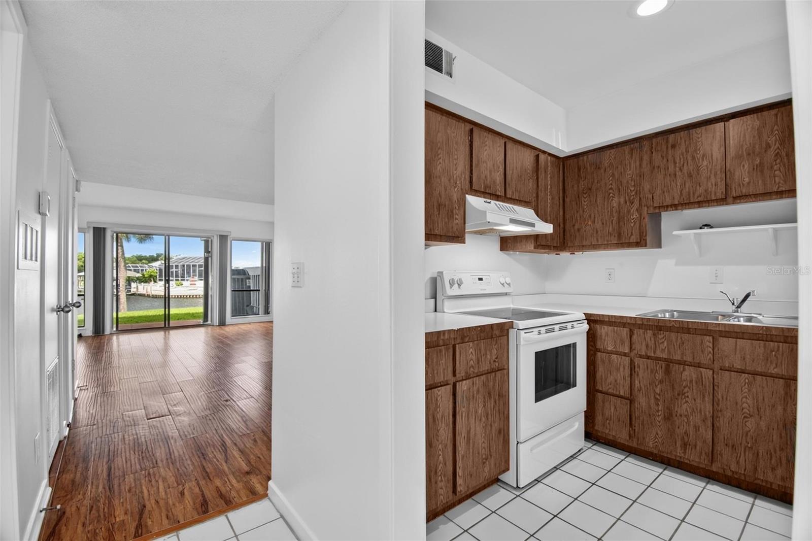 44 Club House Unit 106, Palm Coast, FL 32137