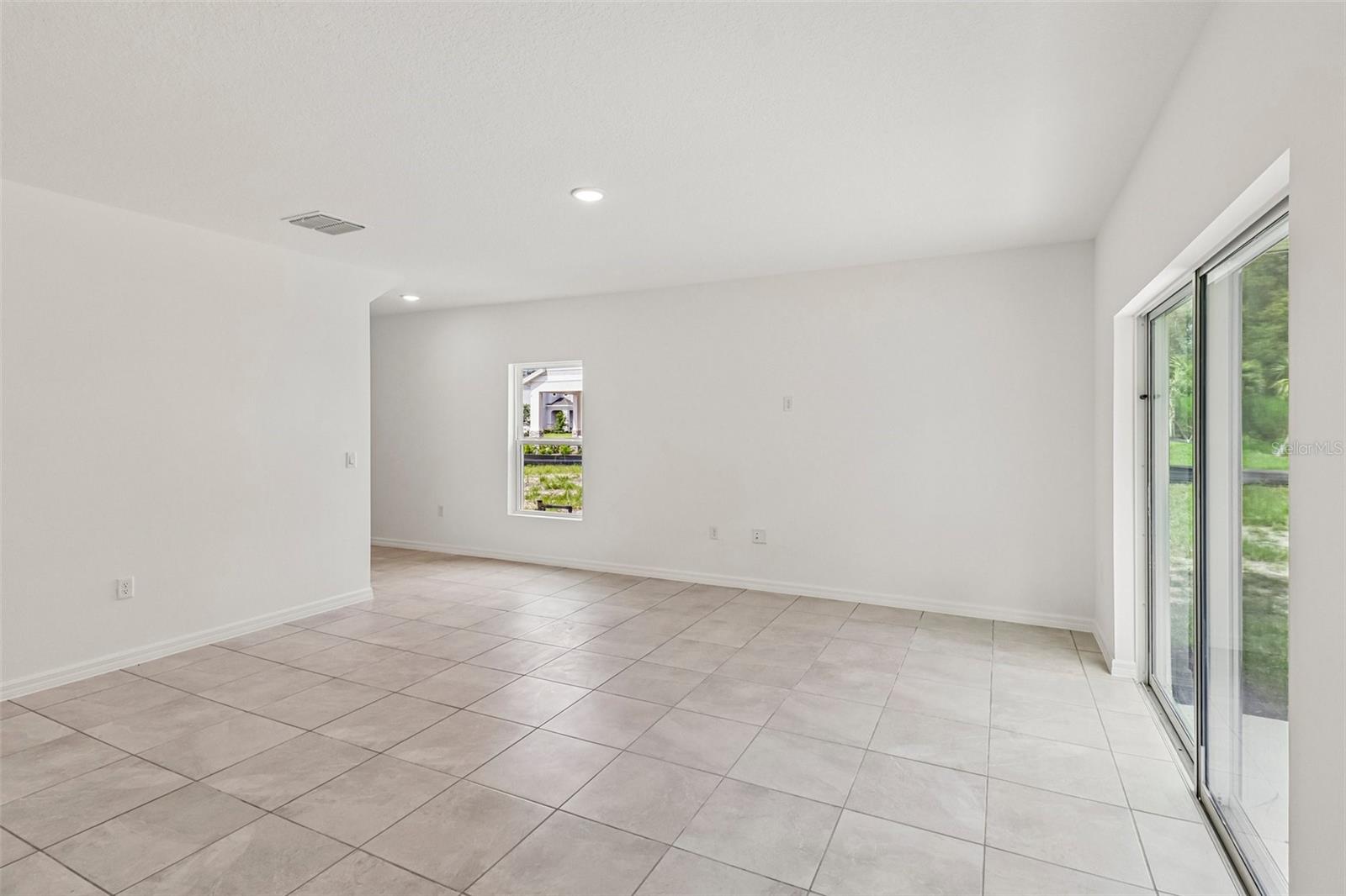 1113 Majesty Palm, Deland, FL 32720