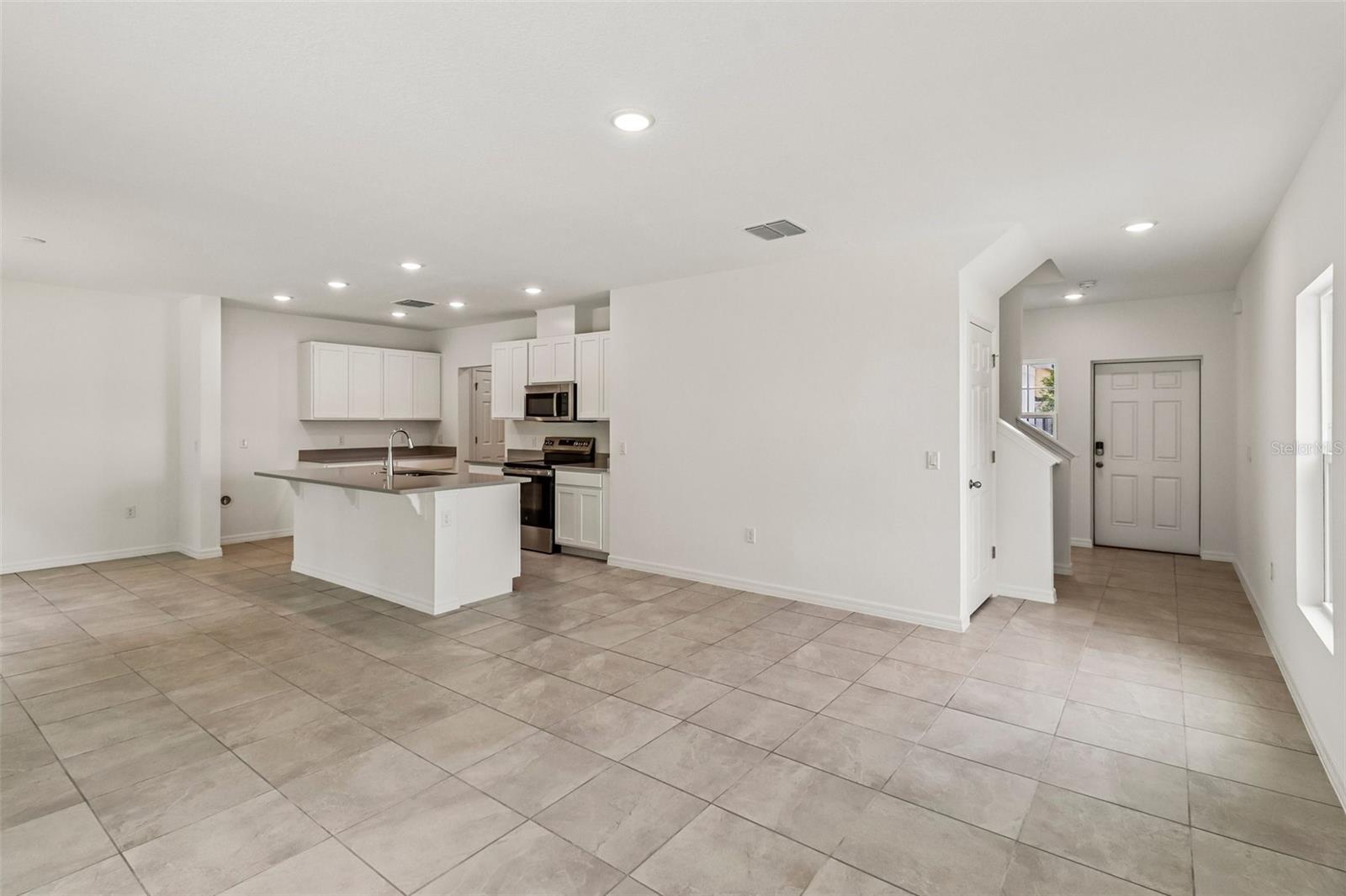 1113 Majesty Palm, Deland, FL 32720