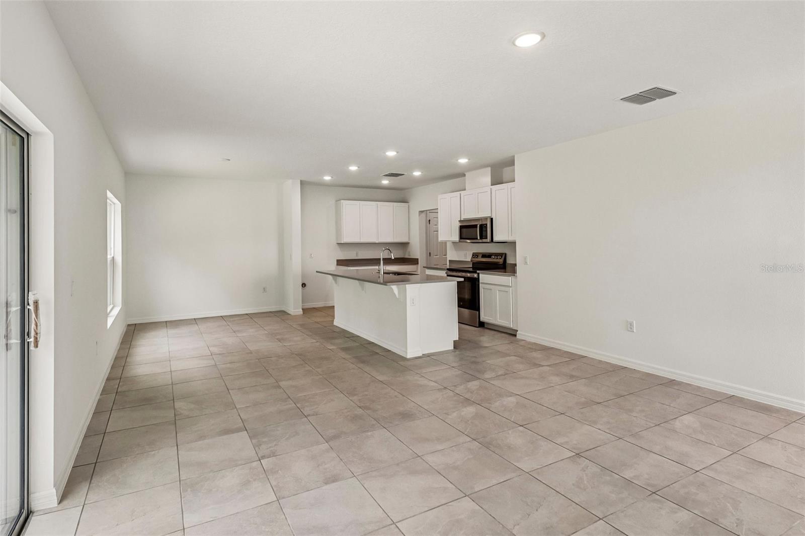 1113 Majesty Palm, Deland, FL 32720