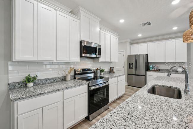 8592 Oakstone, Leesburg, FL 34748