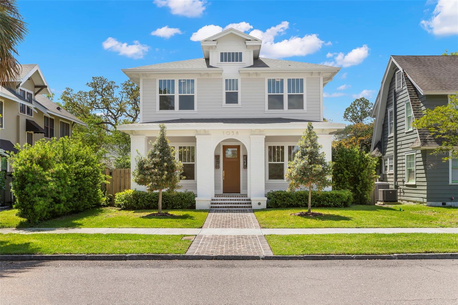1038 26th, St Petersburg, FL 33703