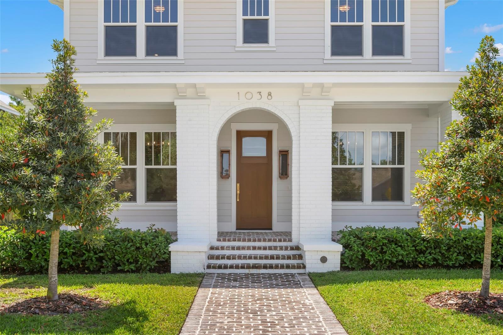 1038 26th, St Petersburg, FL 33703