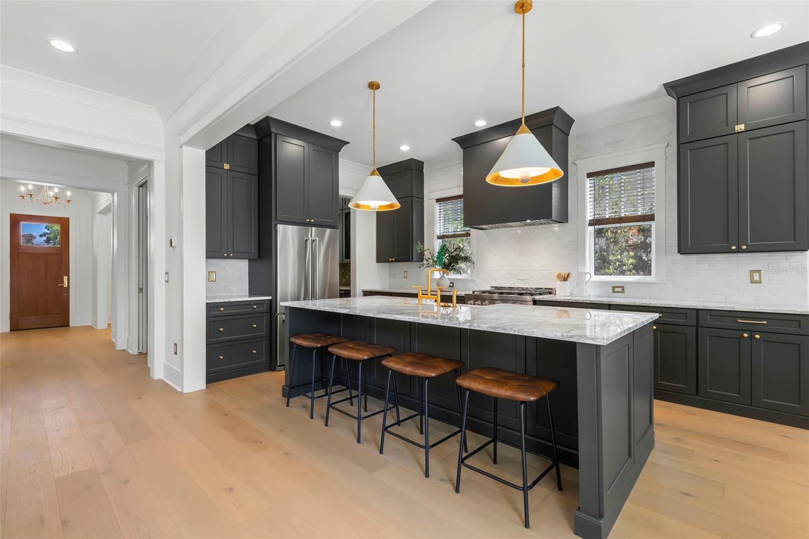 1038 26th, St Petersburg, FL 33703