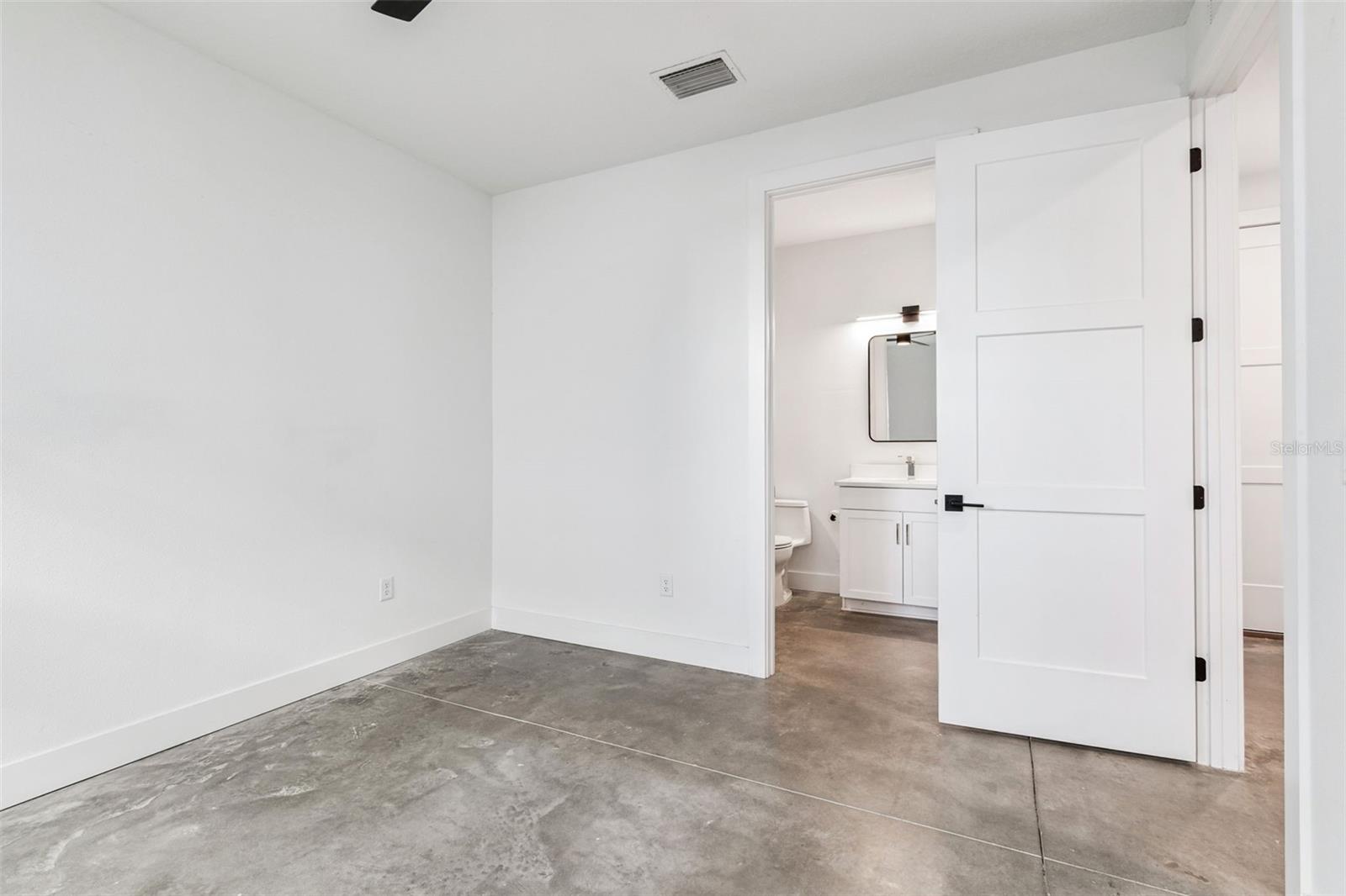 2724 5th, St Petersburg, FL 33712