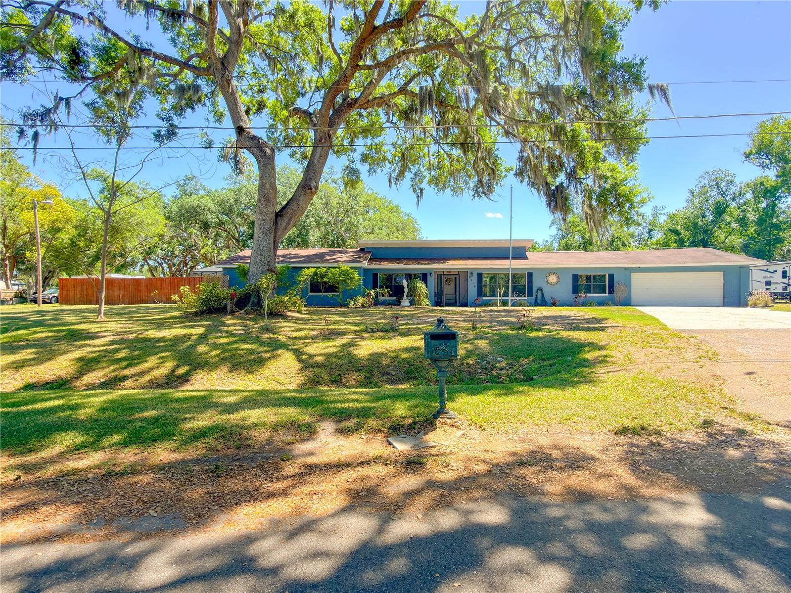 8818 Mathog, Riverview, FL 33578