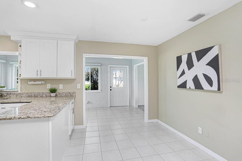 2306 Lancaster Unit 2306, Sun City Center, FL 33573