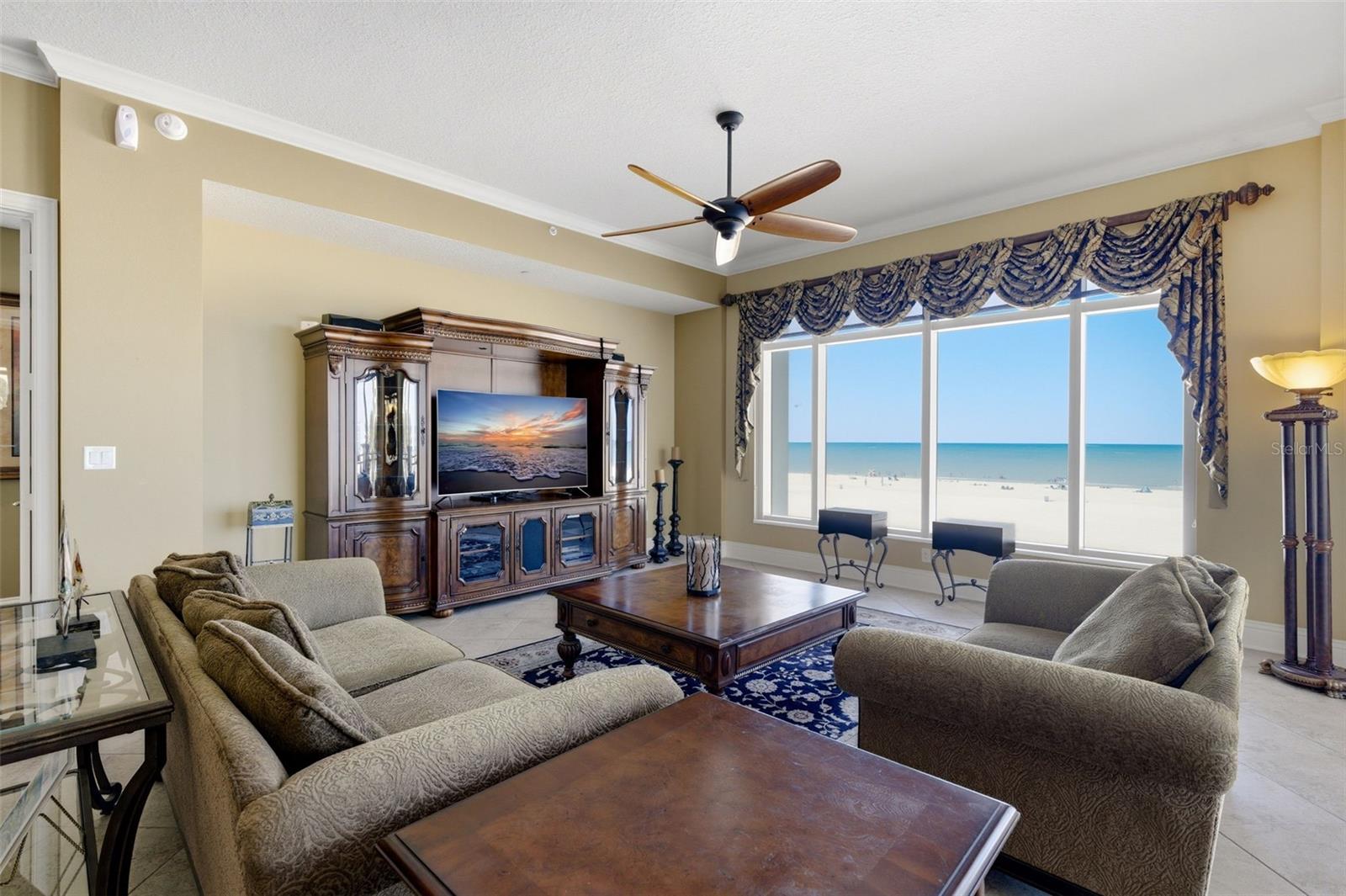 11 Baymont Unit 302, Clearwater Beach, FL 33767