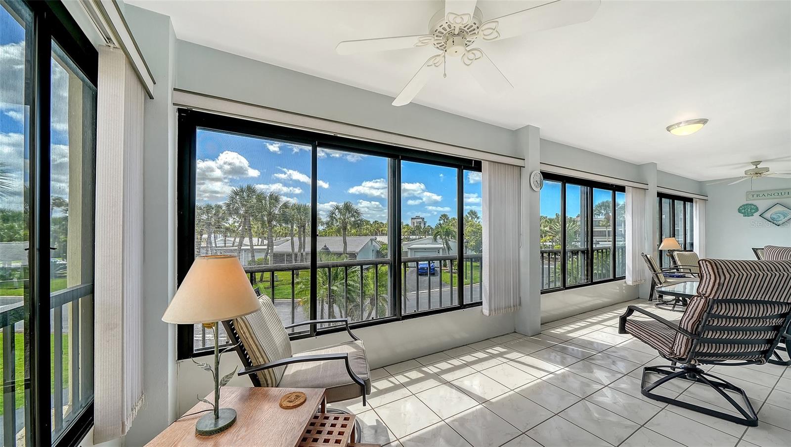 225 Hourglass Unit 202, Sarasota, FL 34242