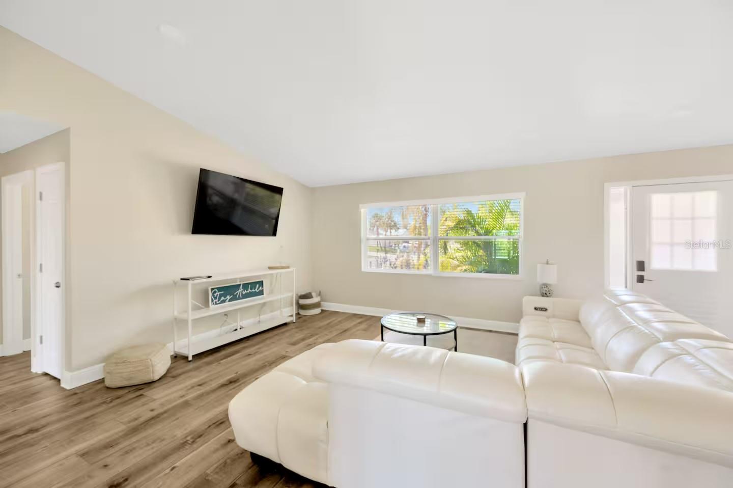 721 Eagle, Apollo Beach, FL 33572