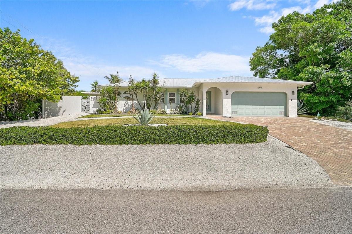 3515 La Paloma, Sarasota, FL 34242
