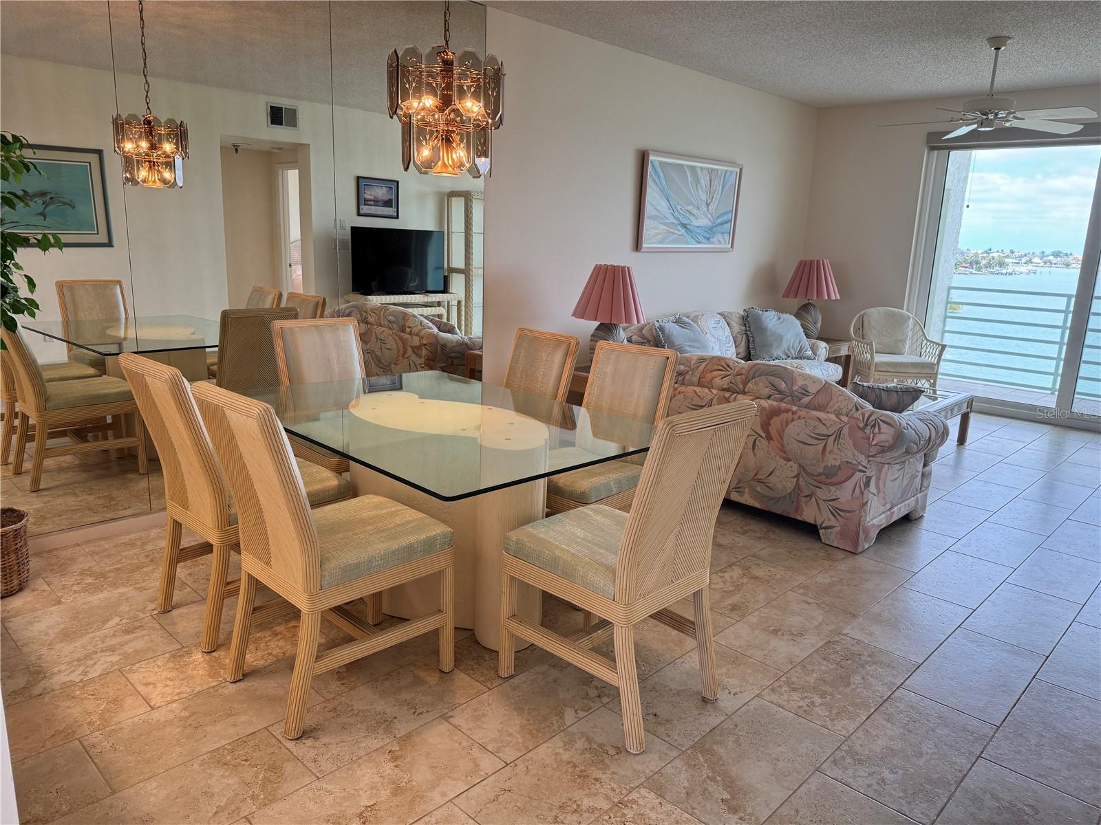 7979 Sailboat Key Unit 306, South Pasadena, FL 33707
