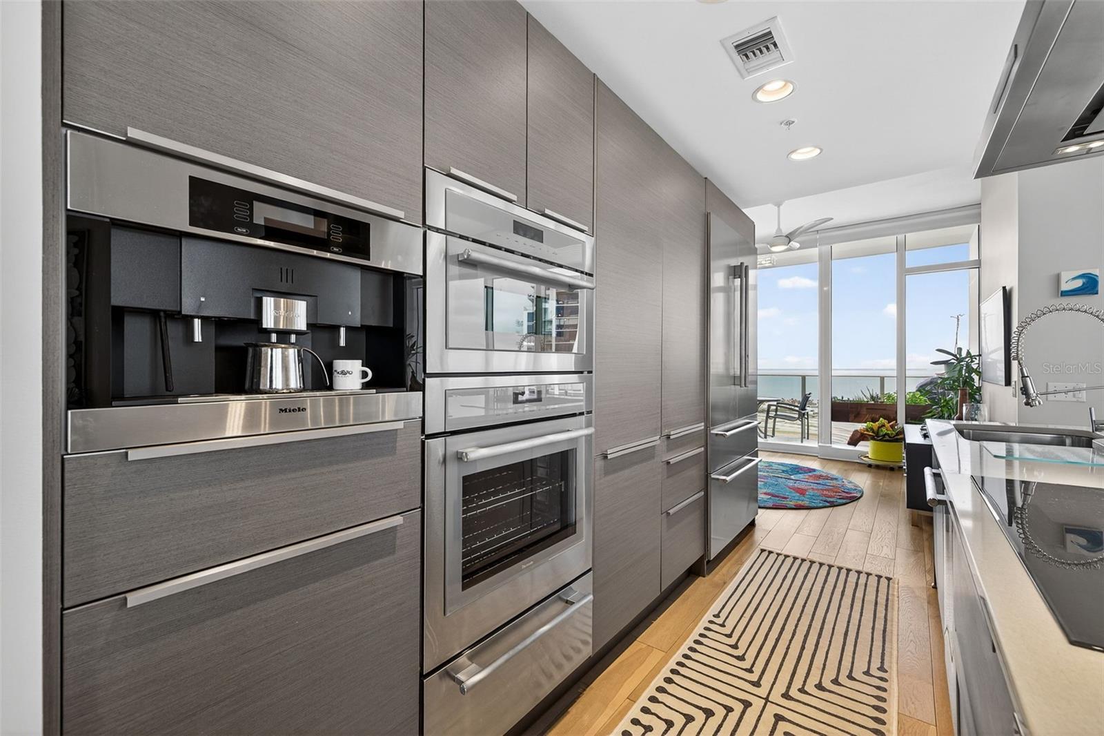 175 1st Unit 3102, St Petersburg, FL 33701