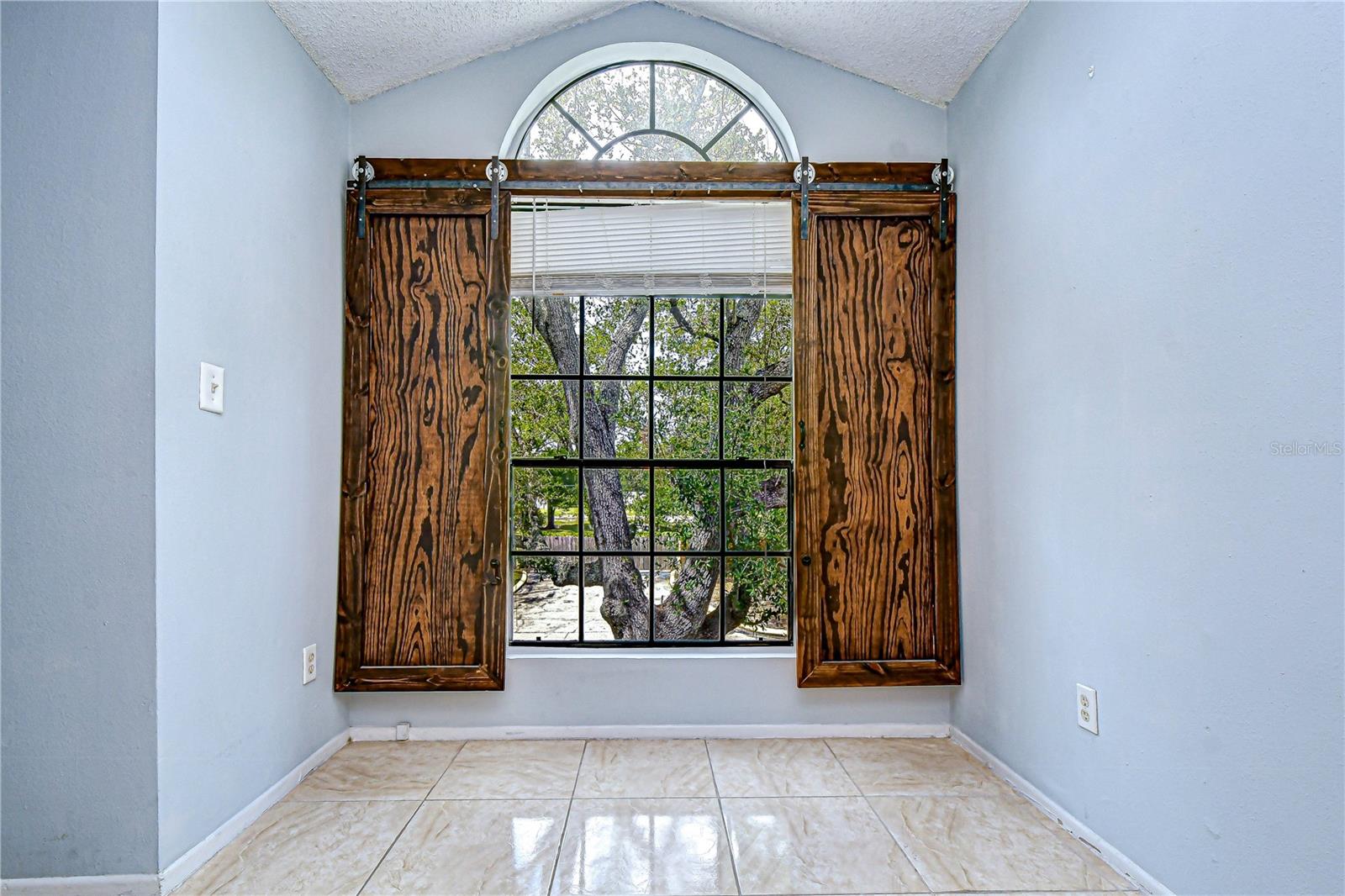8723 Fancy Finch Unit 201, Tampa, FL 33614