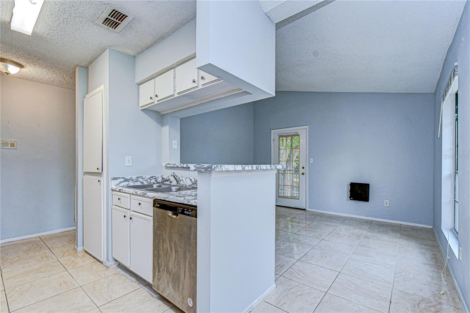8723 Fancy Finch Unit 201, Tampa, FL 33614