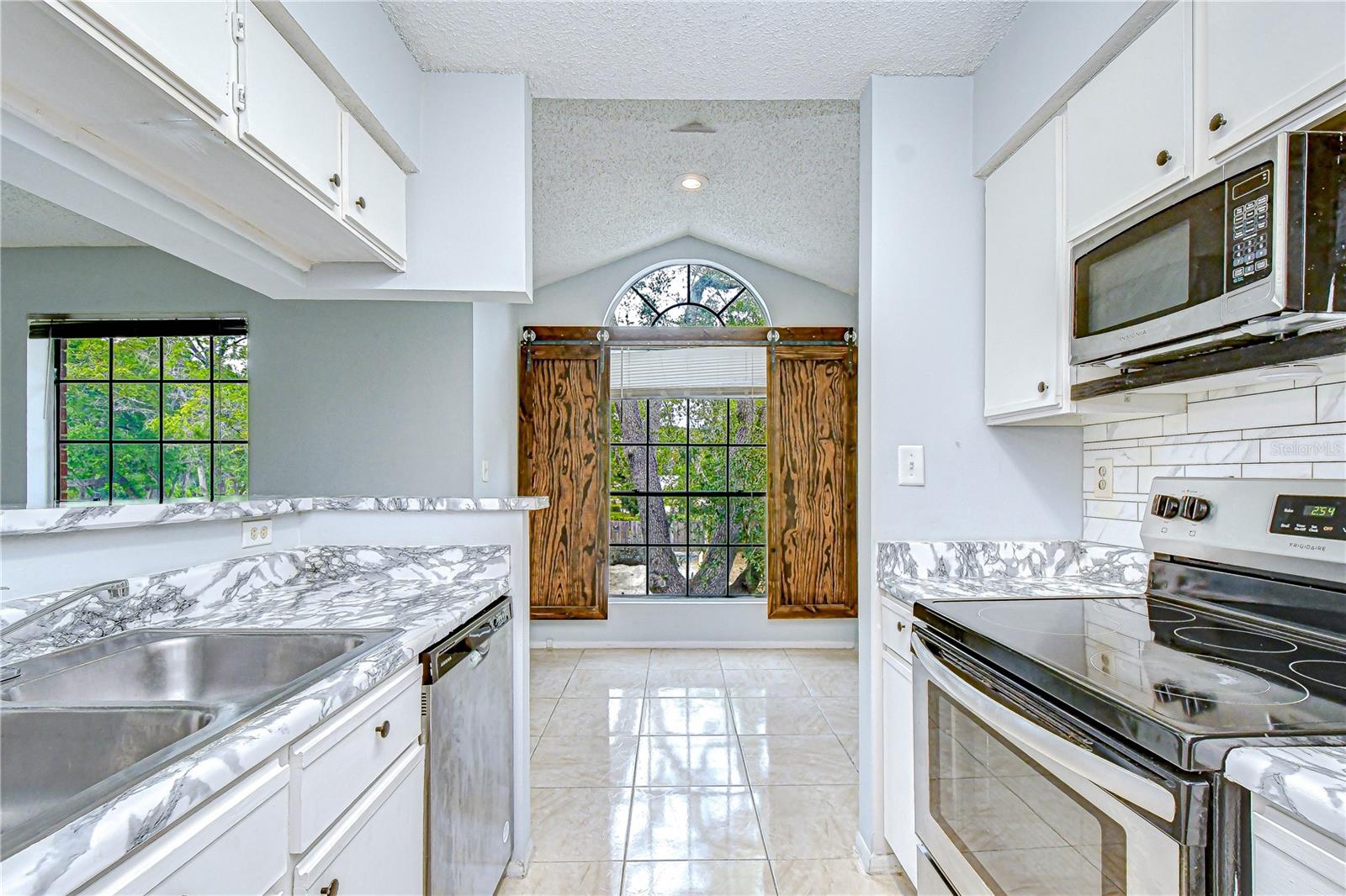 8723 Fancy Finch Unit 201, Tampa, FL 33614